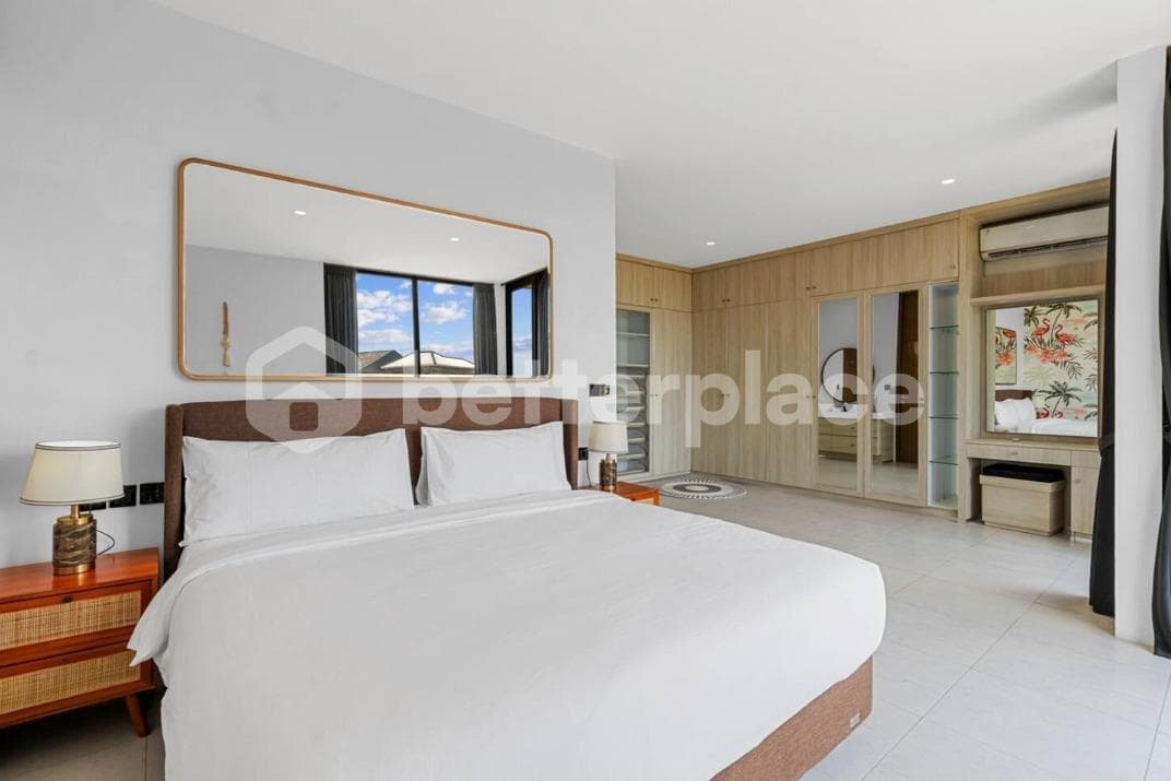 Modern Ready Villa in Batu Bolong, Canggu 4 Bedrooms Just 5 Minutes from the Beach