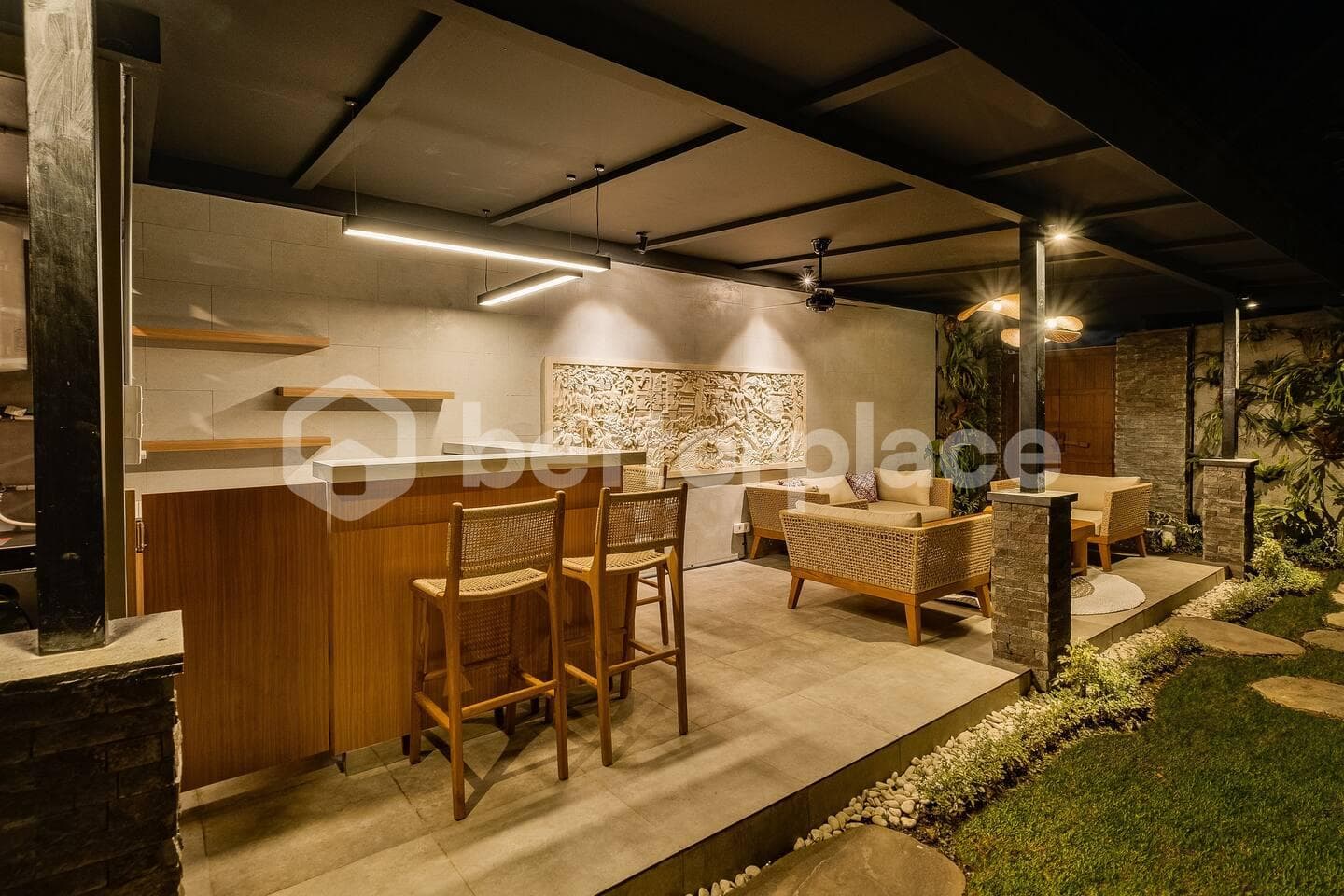 Serene 3 Bedroom Villa in Ubud with Stunning Views and Prime Location