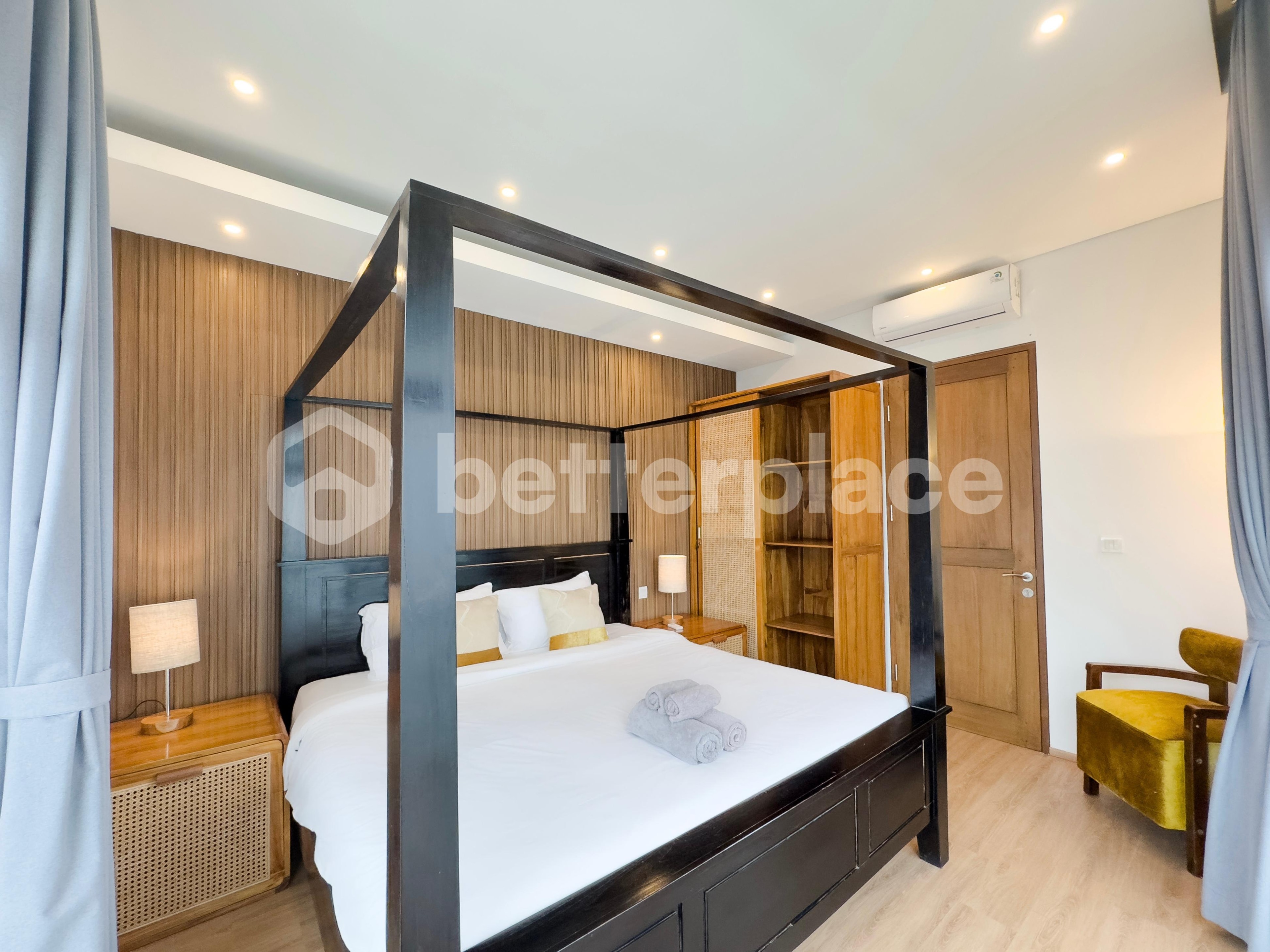 Moderna and Fully Furnished Freehold Villa in Pecatu