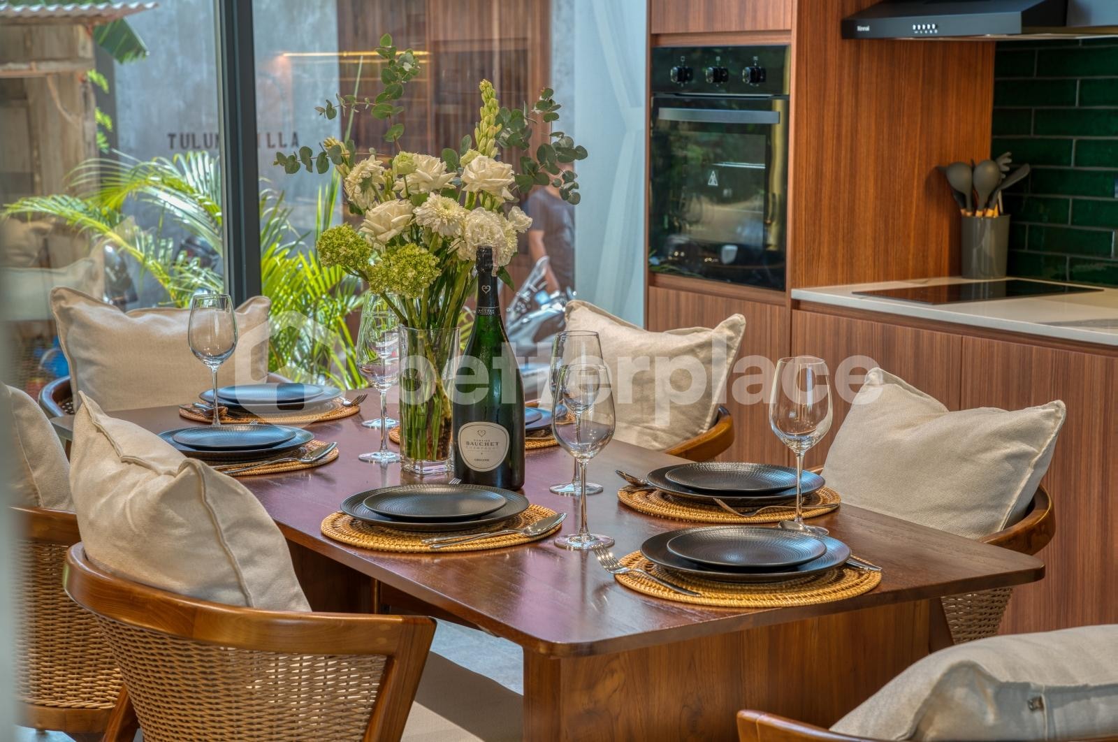 Coastal Sophistication Redefined: Turnkey Living Steps from Ungasan’s Celebrated Coastline