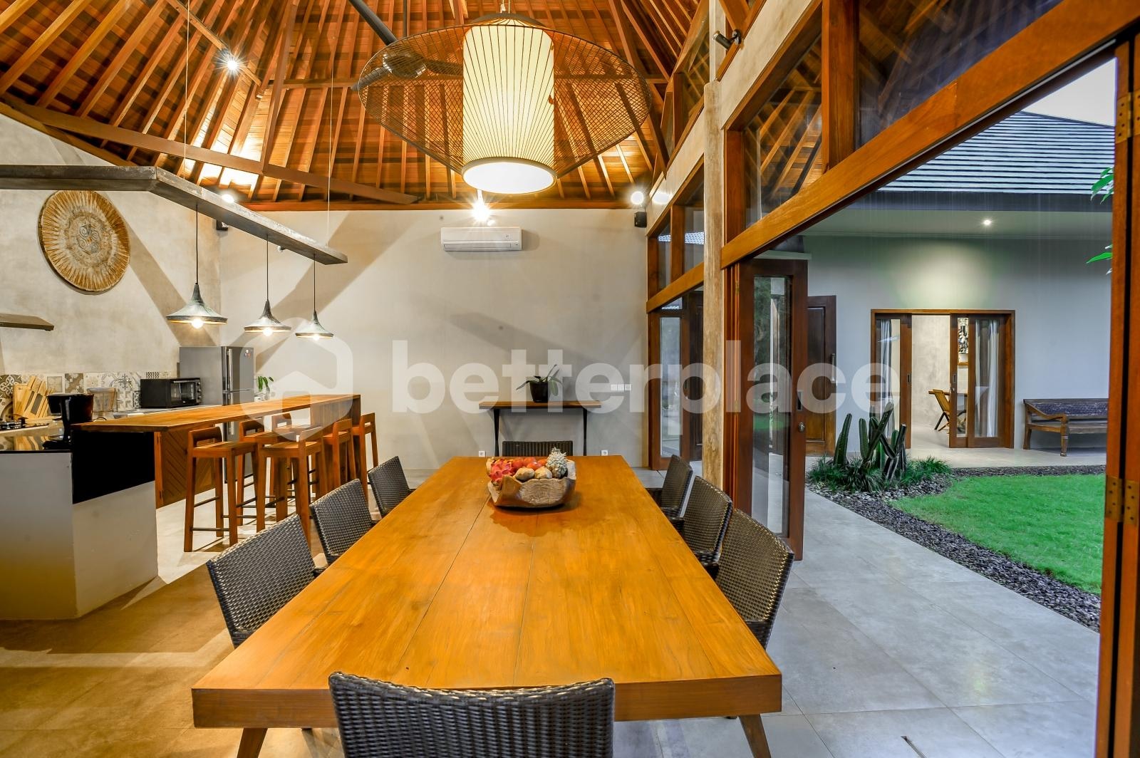 Twin-Pavilion Retreat in Peaceful Cepaka — Master Suite, Guest Wing, Infinity Edge Pool & Manicured Lawn