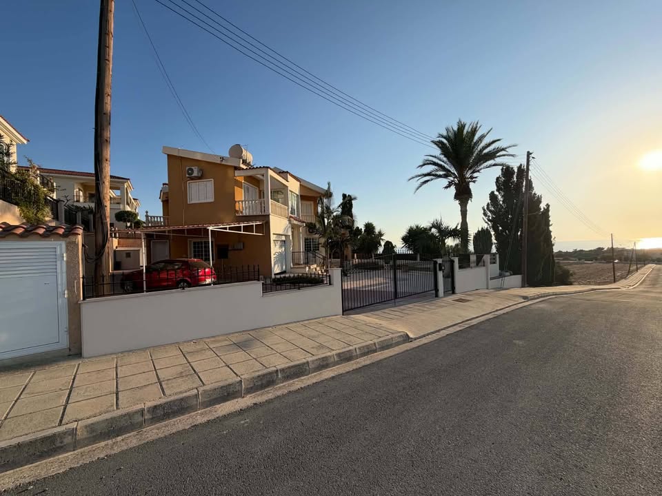 property_image