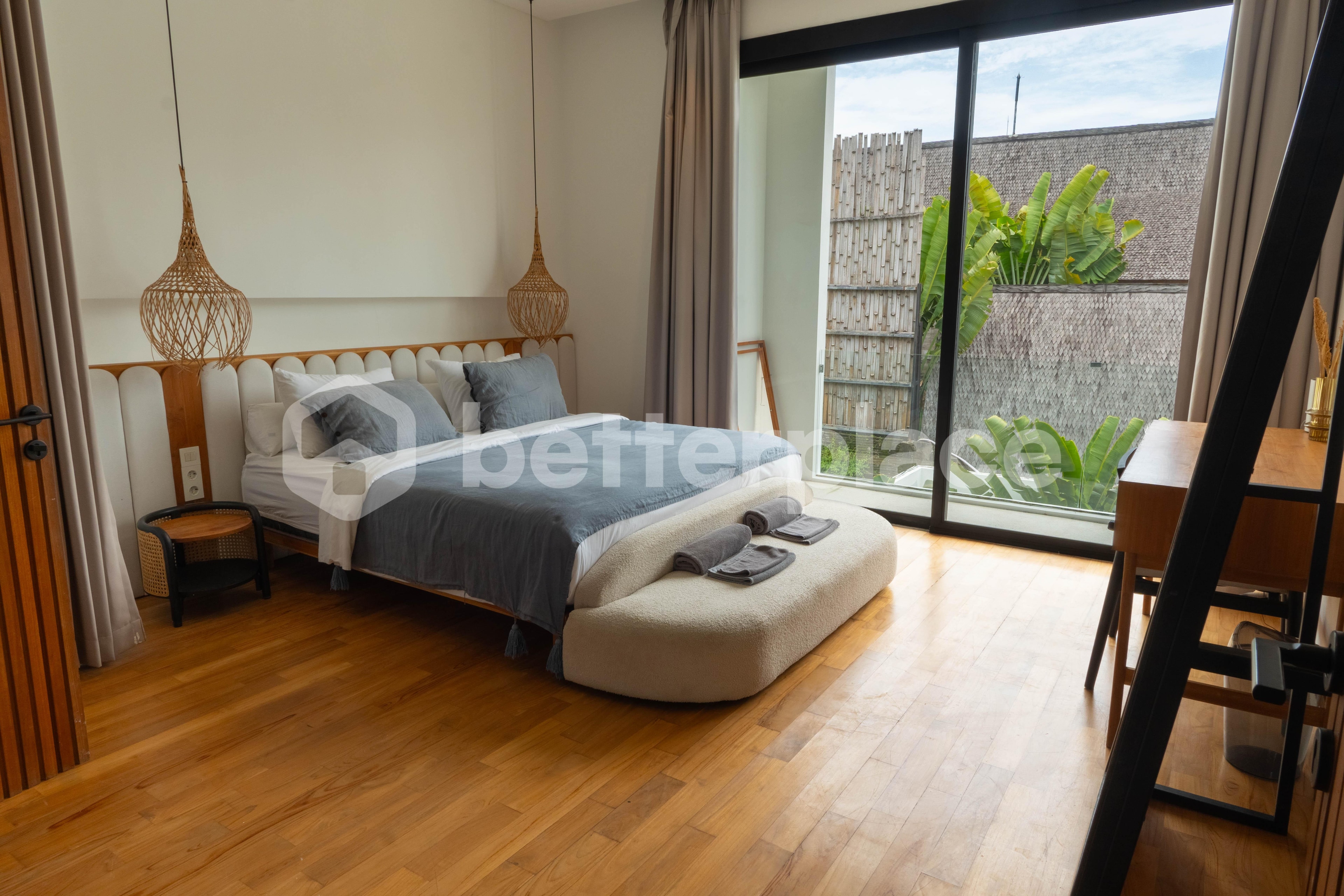 Modern Leasehold Living on Nelayan, Batu Bolong, A 3 Bedroom Villa Investment in the Heart of Canggu