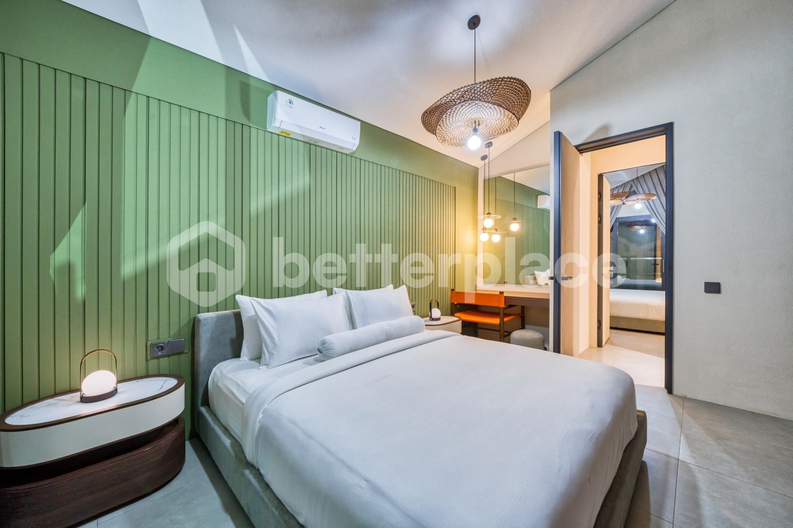 Effortless Elegance on the Bukit — A Move-In Ready Villa Framed by Cliffside Beauty