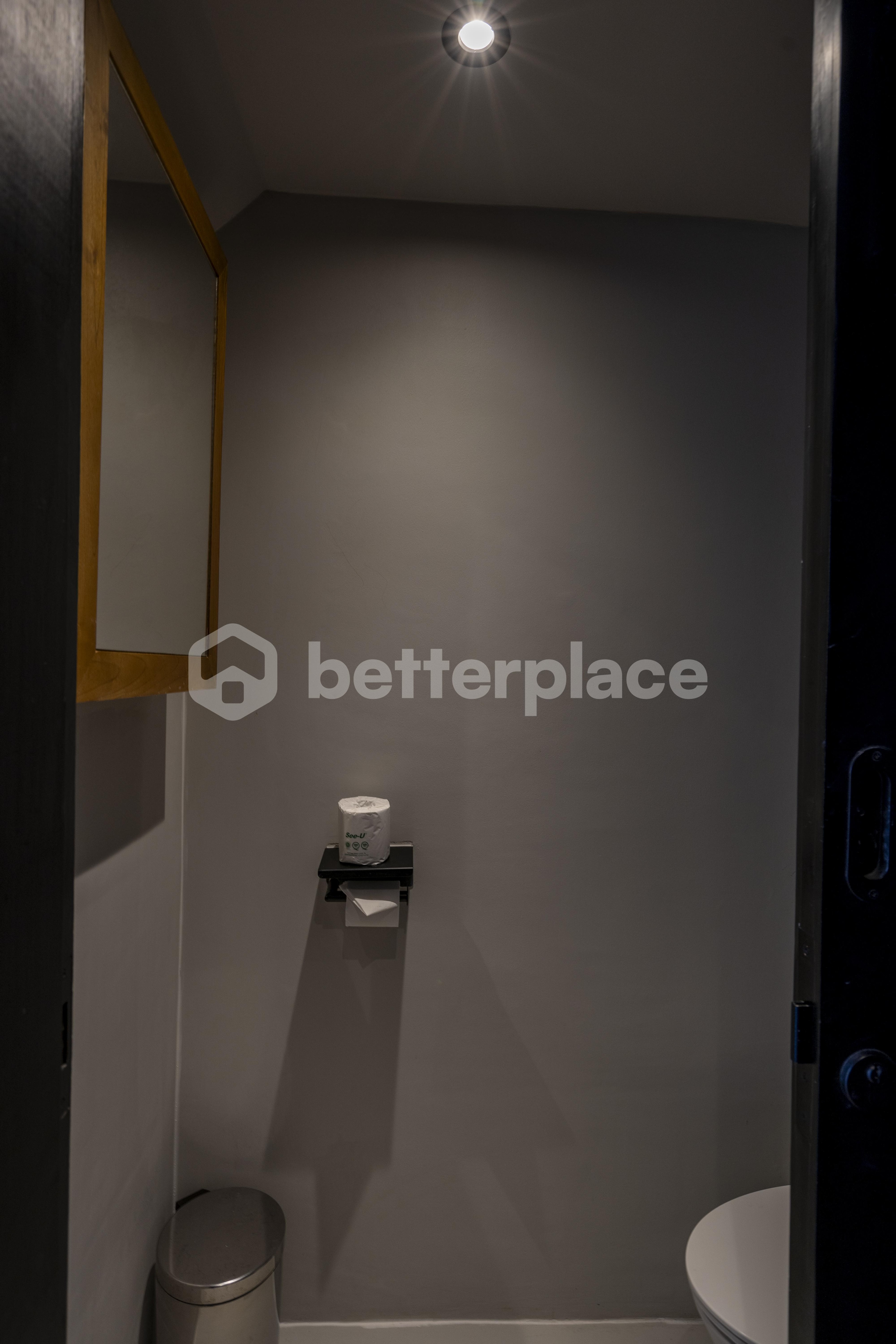 Modern One Bedroom Apartment in Berawa, Walking Distance to Berawa Beach