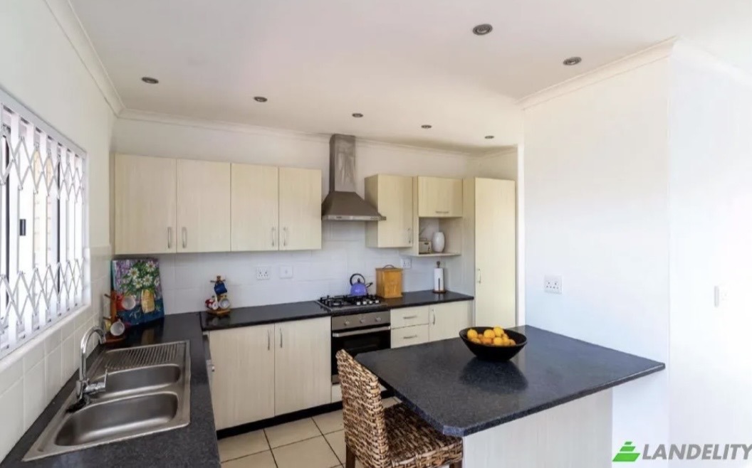 Stunning 3 Bed SEA VIEW Villa For Sale in East London Eastern Cape South Africa
