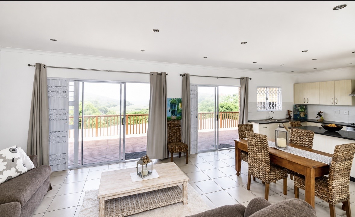 Stunning 3 Bed SEA VIEW Villa For Sale in East London Eastern Cape South Africa