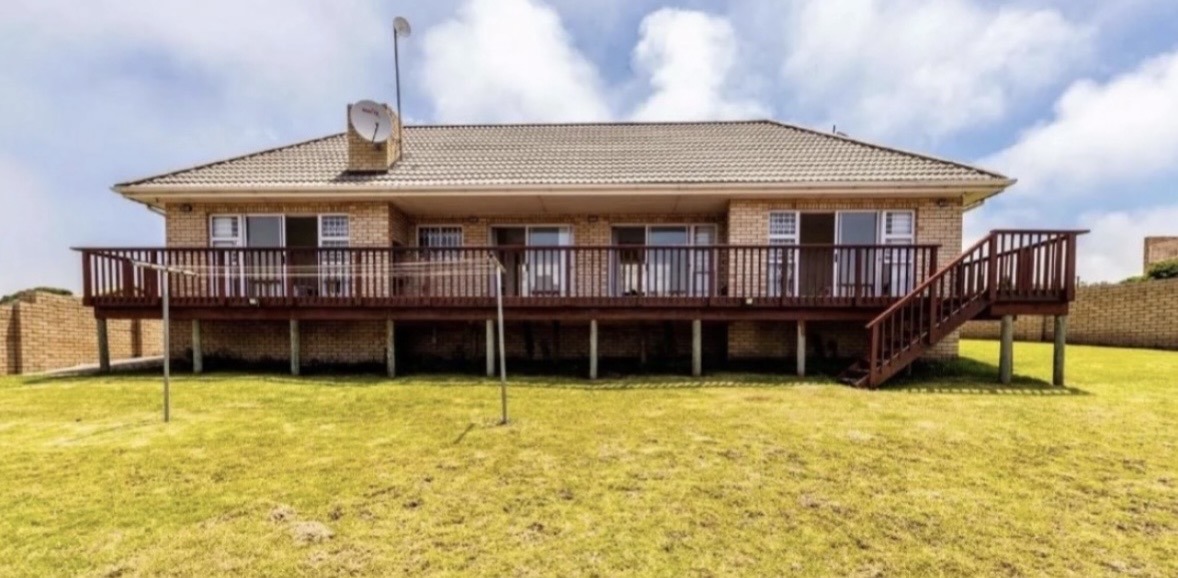 Stunning 3 Bed SEA VIEW Villa For Sale in East London Eastern Cape South Africa
