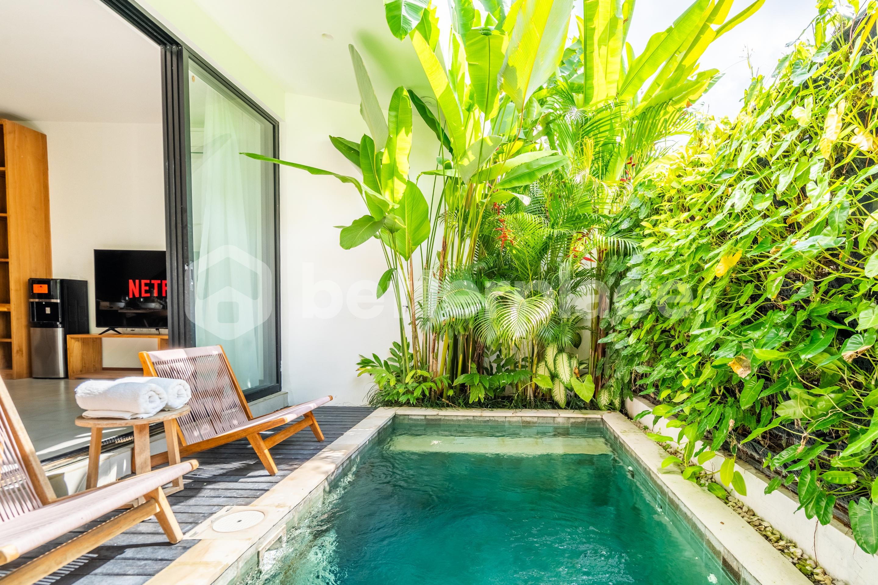 Modern 2 Bedroom Townhouse in Umalas, A Serene Yet Central Investment Opportunity