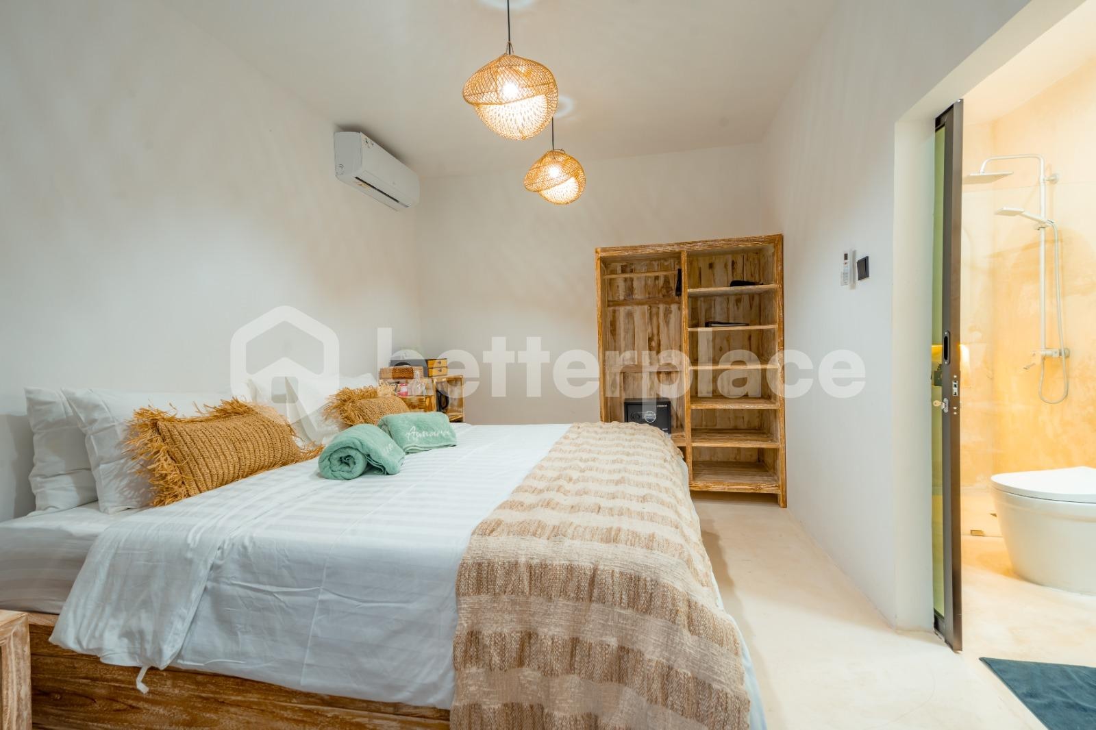 Beachside Tropical Boutique Hotel in Lovina – 6 Bedrooms with Excellent Investment Potential