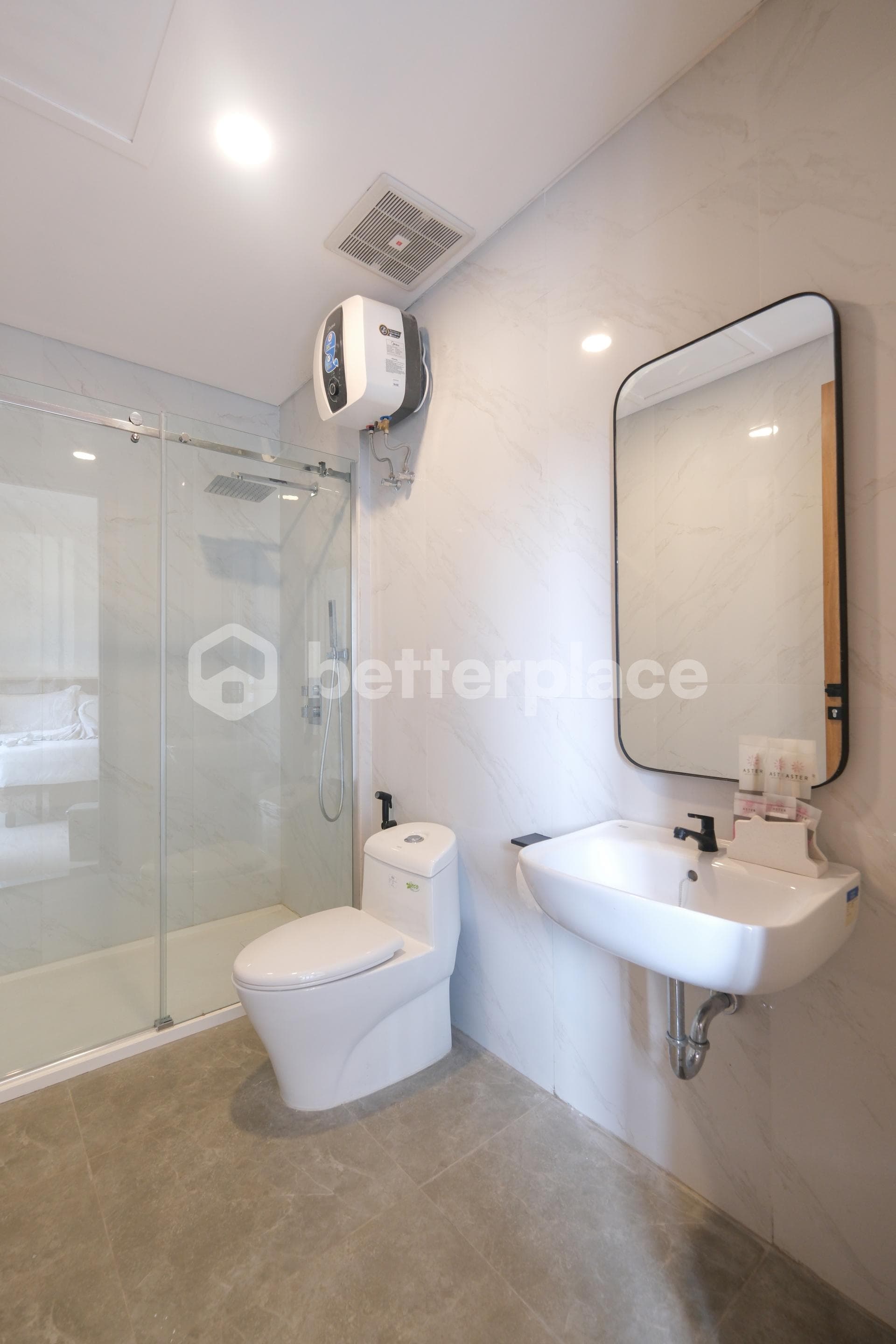 Ultimate Investment: Elegant Bali Leasehold 2-Bed Villa with Endless Amenities