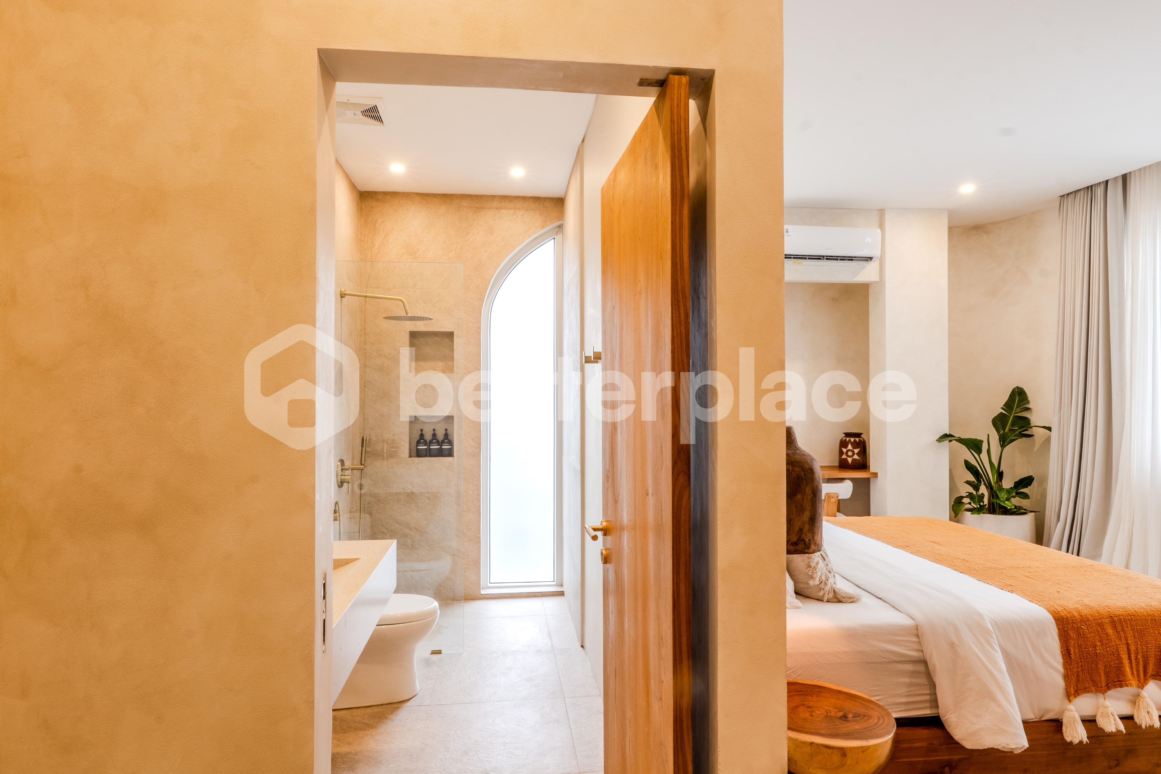 Modern Design 2 Bedroom Villa with Rooftop Plunge Pool in Batu Bolong