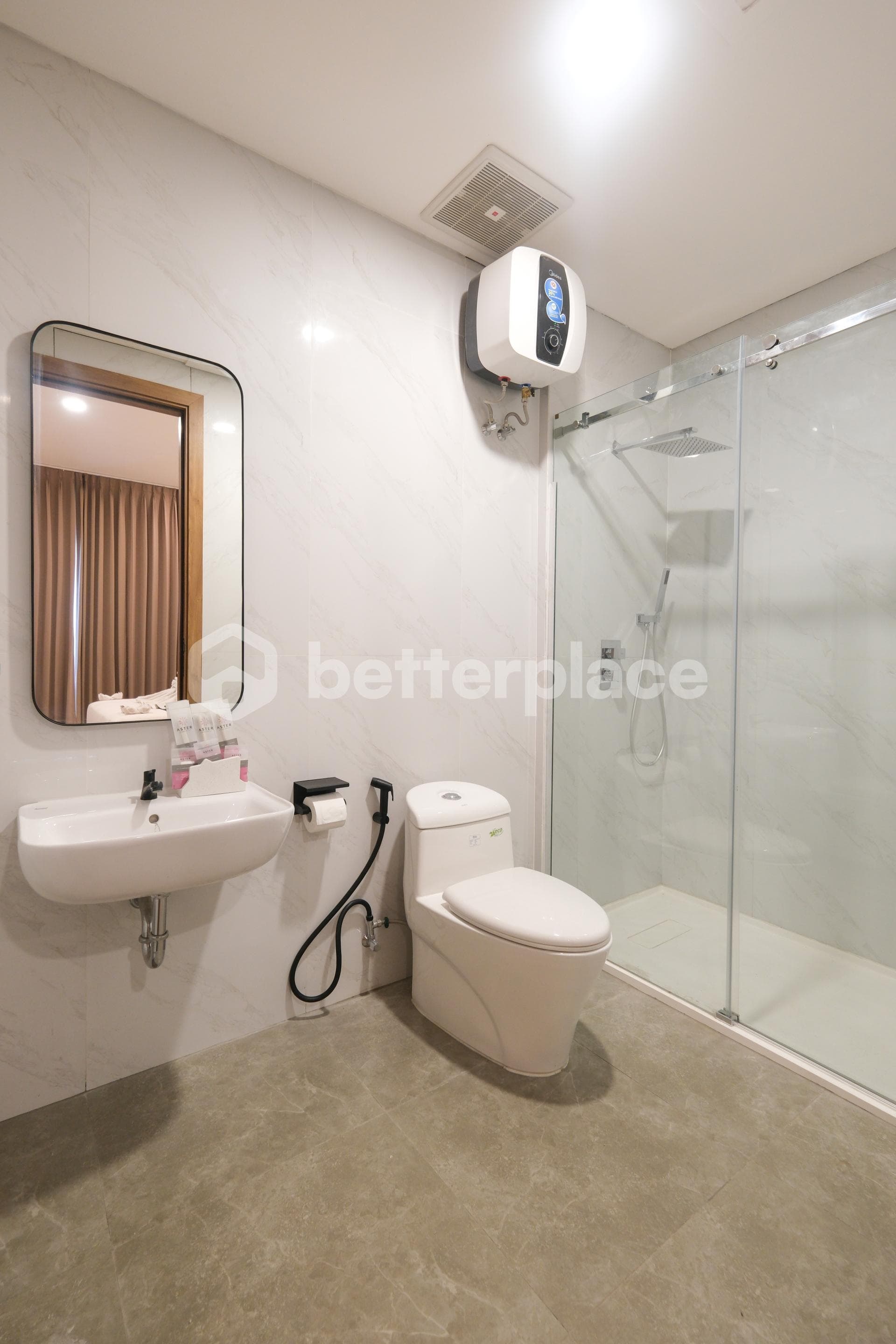 Ultimate Investment: Elegant Bali Leasehold 2-Bed Villa with Endless Amenities