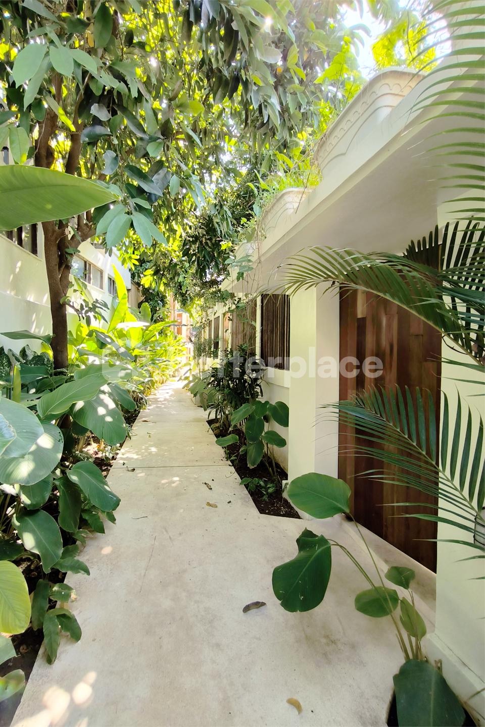 Unparalleled Comfort: Ultimate Investment Leasehold Resort Complex, Just Steps Away from Echo Beach