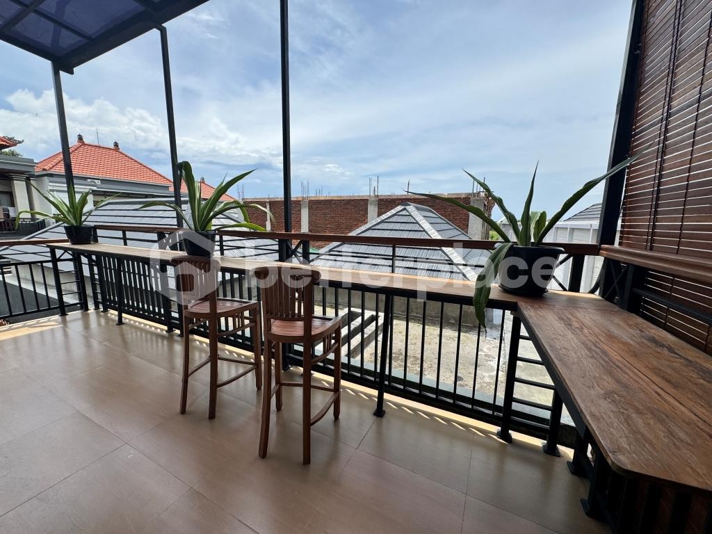 A Sophisticated Island Retreat in Kerobokan – Turnkey Leasehold 3-Bed Villa Surrounded by Dining, Shopping, and Bali’s Most Vibrant Lifestyle Destinations