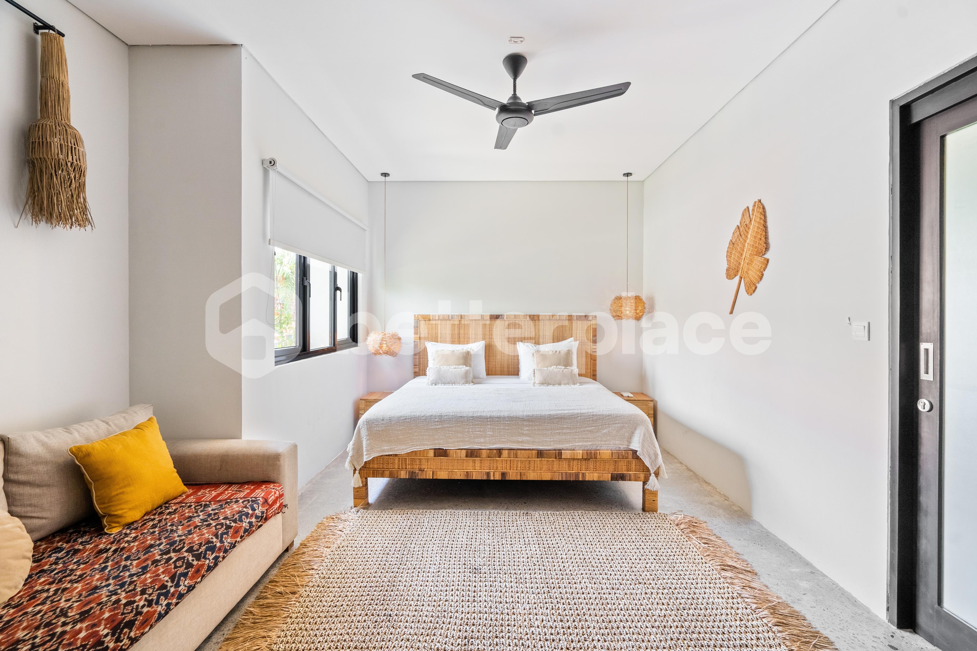Stunning 5 Bedroom Villa in Prime Berawa – Great Investment Opportunity with Two Retail Shops