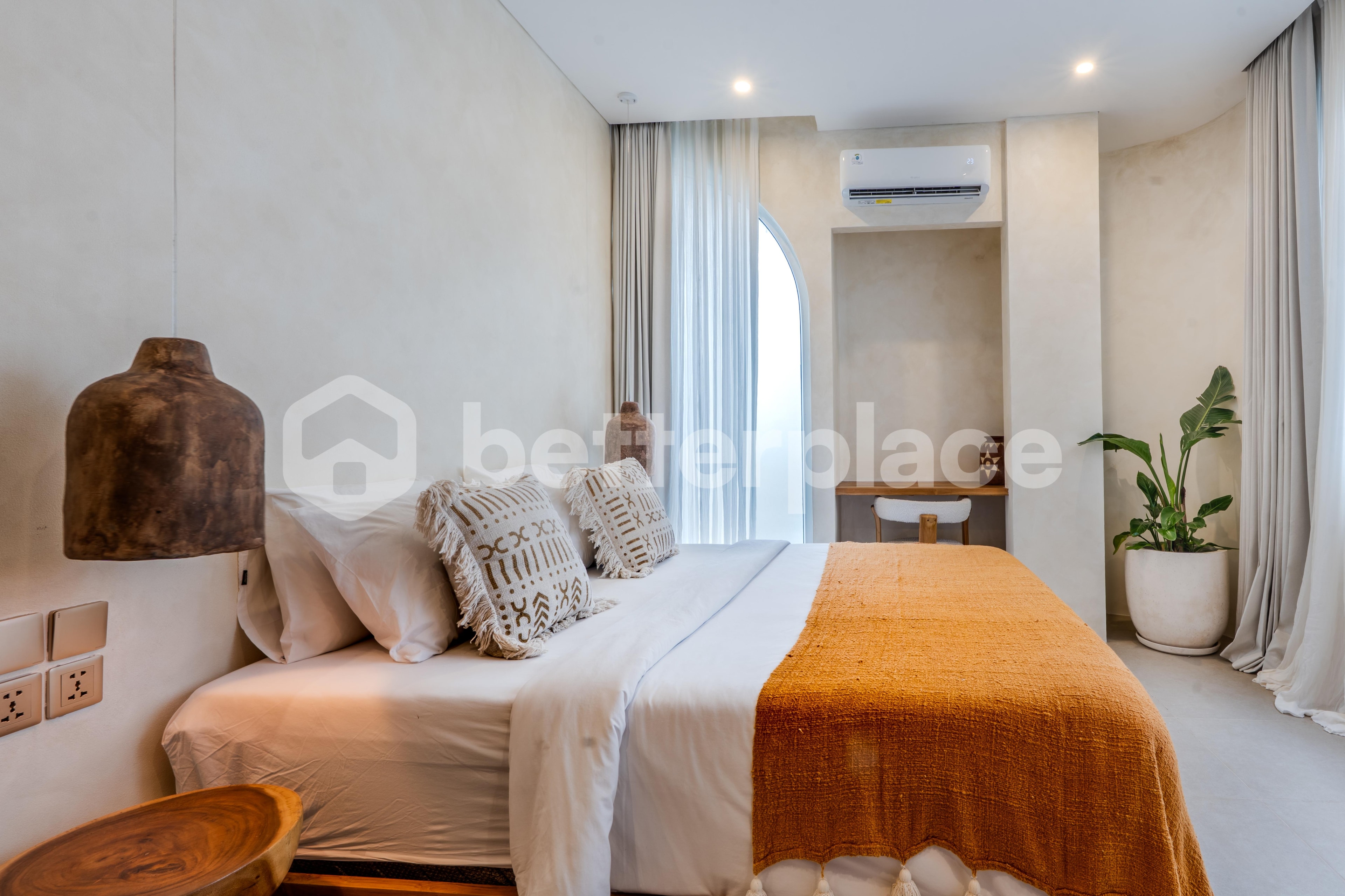 Modern Design 2 Bedroom Villa with Rooftop Plunge Pool in Batu Bolong