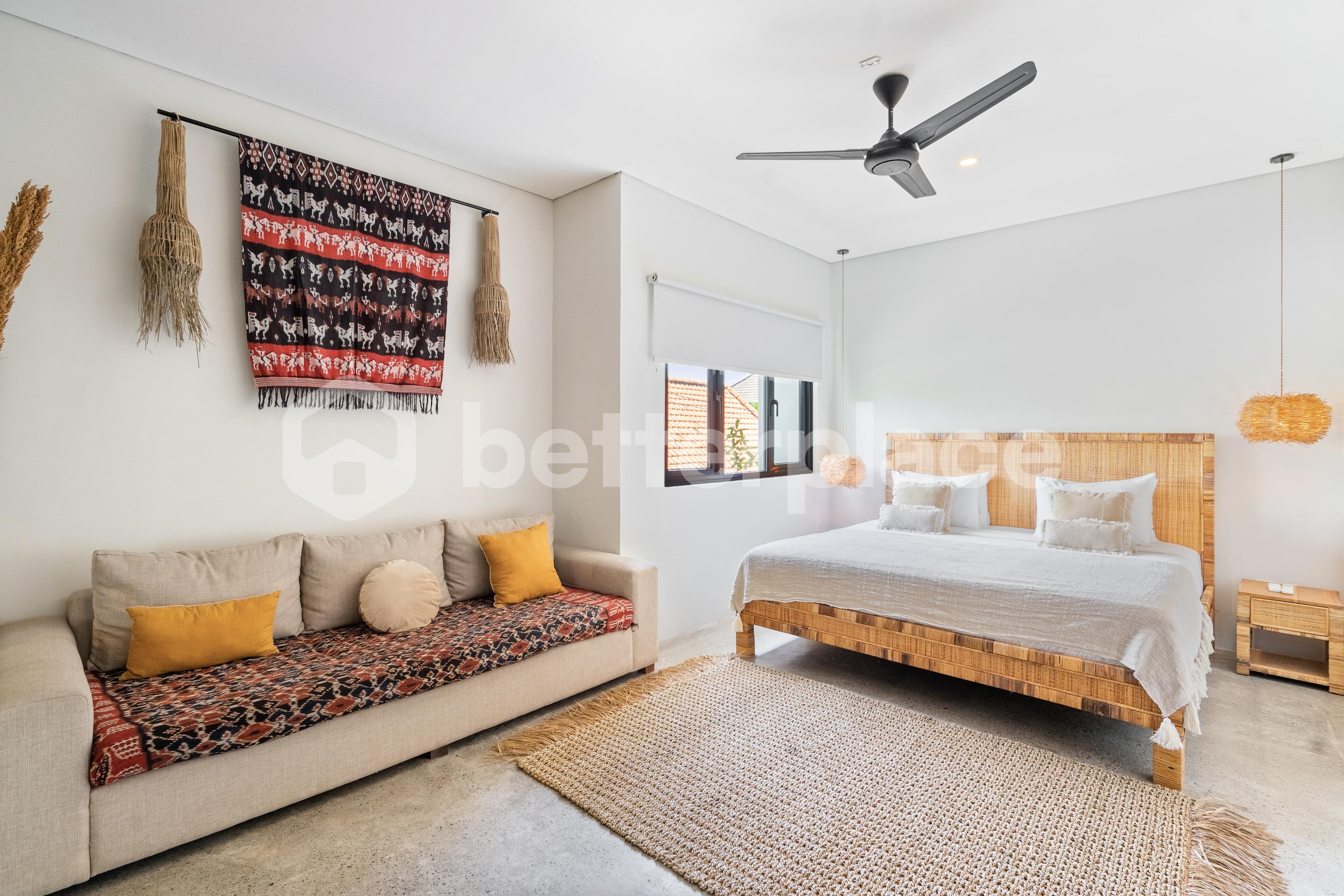 Stunning 5 Bedroom Villa in Prime Berawa – Great Investment Opportunity with Two Retail Shops