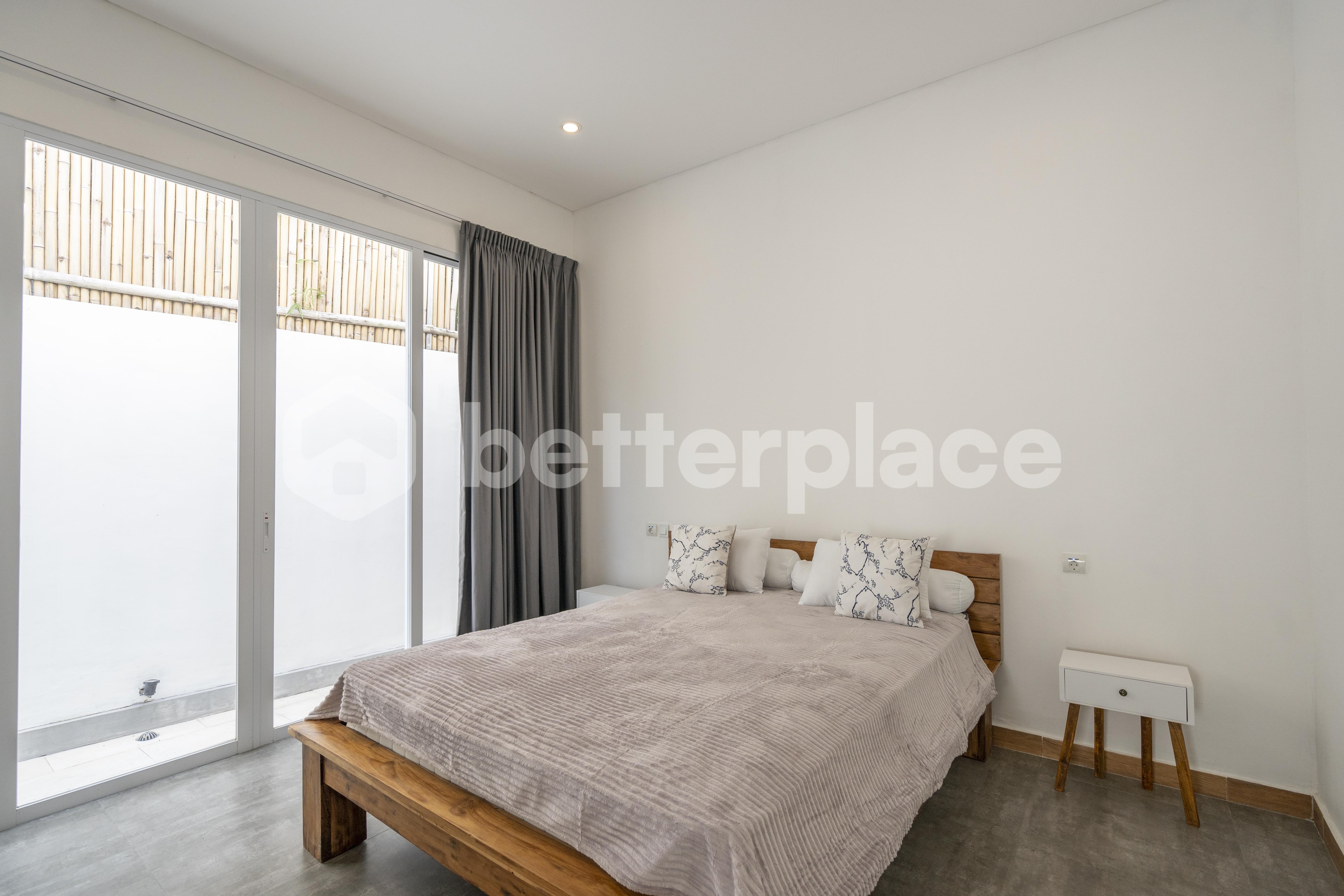 Spacious 5 Bedroom Villa in Kerobokan – Perfect for Investment or Home Living