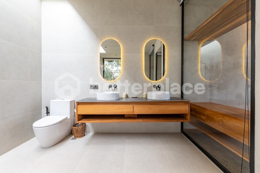Your Luxury Escape Awaits: Beautifully Designed Leasehold 3-Bed Villa in Canggu – Tiying Tutul