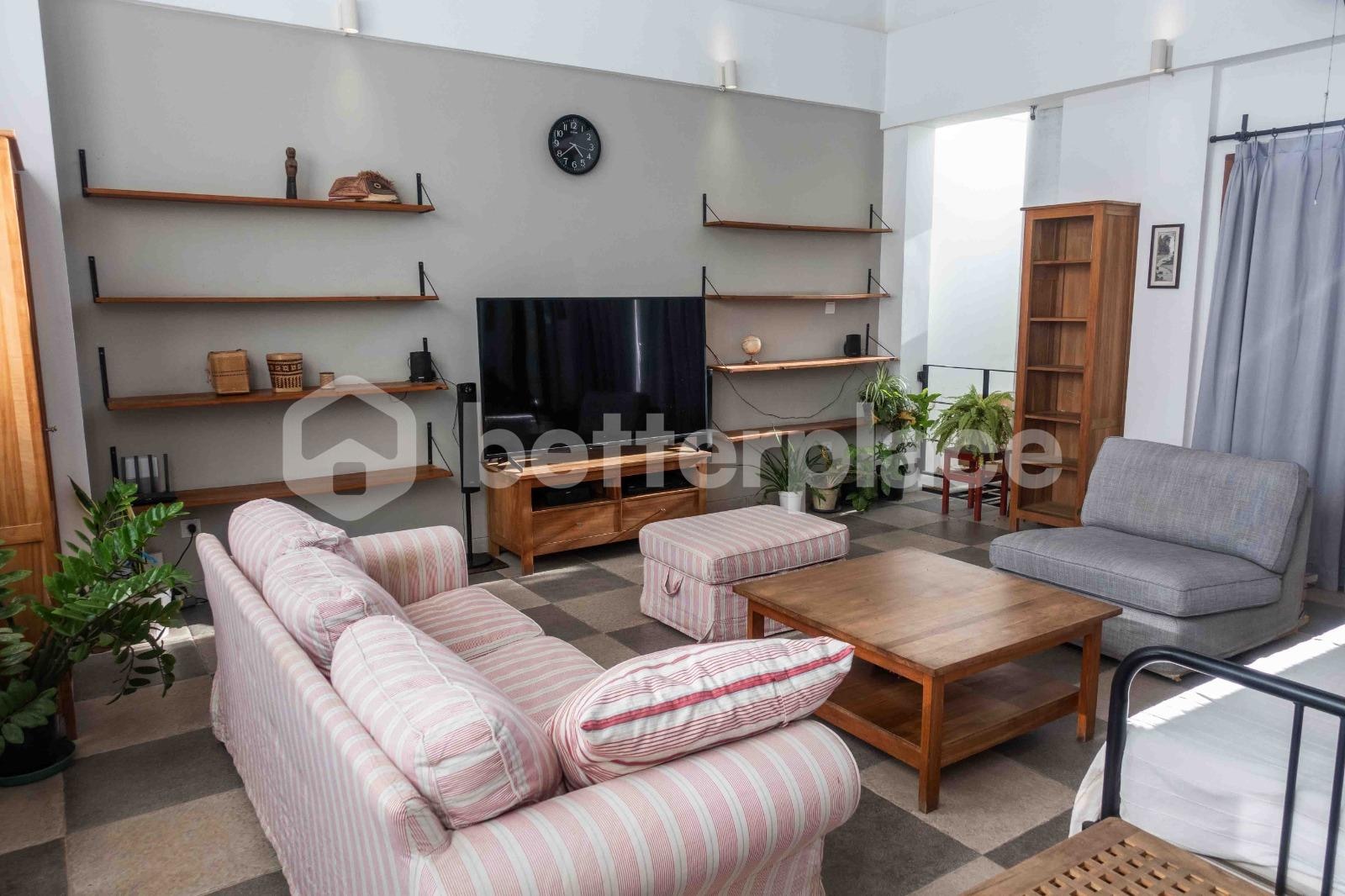 Modern Tropical Villa in Peaceful Tumbak Bayuh – 4 Bedrooms with Ricefield & Sunset Views