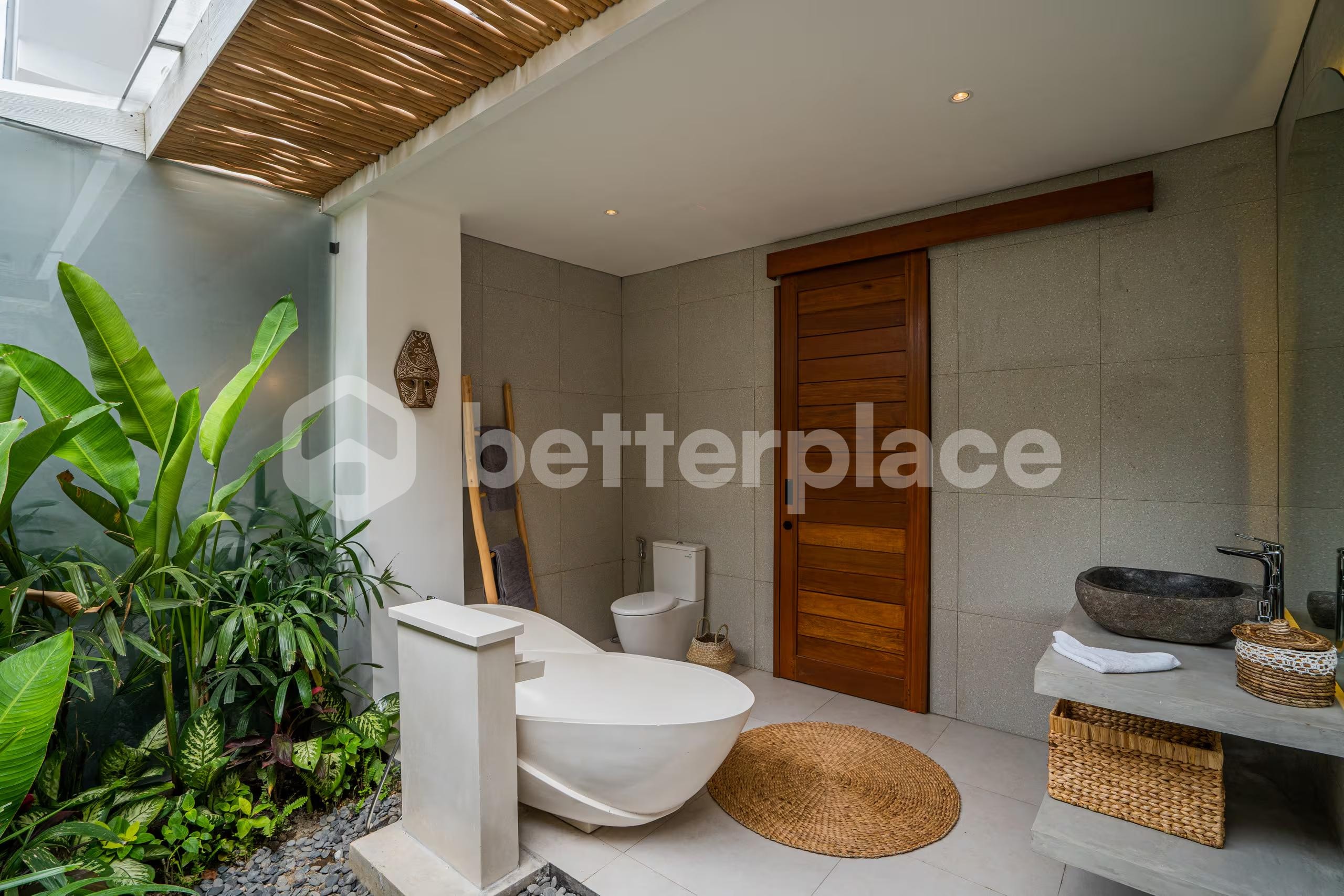 Modern and Spacious 4 Bedroom Villa in Kerobokan Area