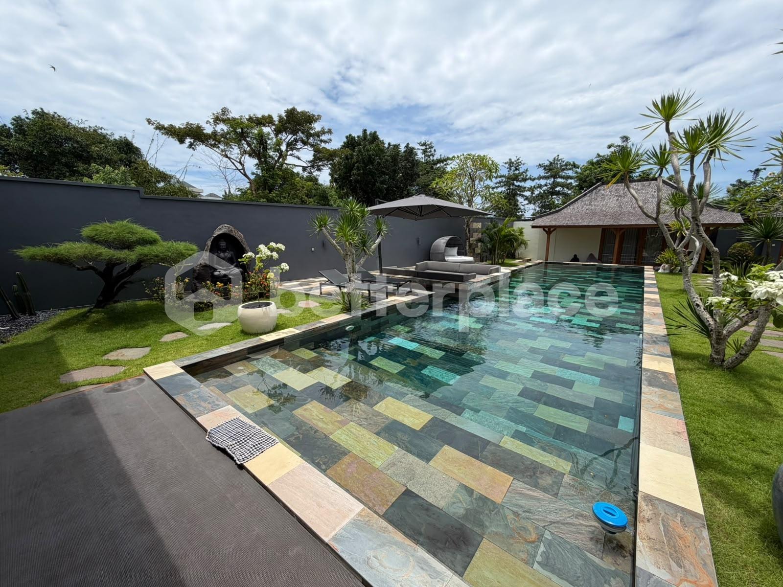 Tropical Elegance in Ungasan: A 4-Bedroom Villa of Space, Light, and Serenity