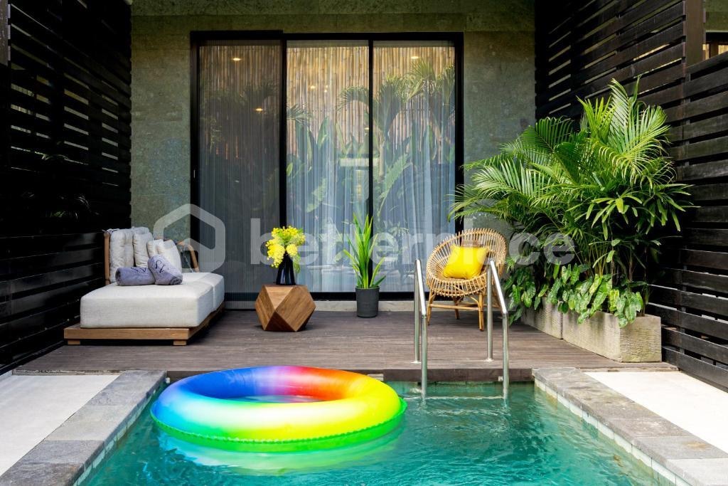 Modern Elegance, Fully Furnished 2 Bedroom Townhouse in Batu Bolong