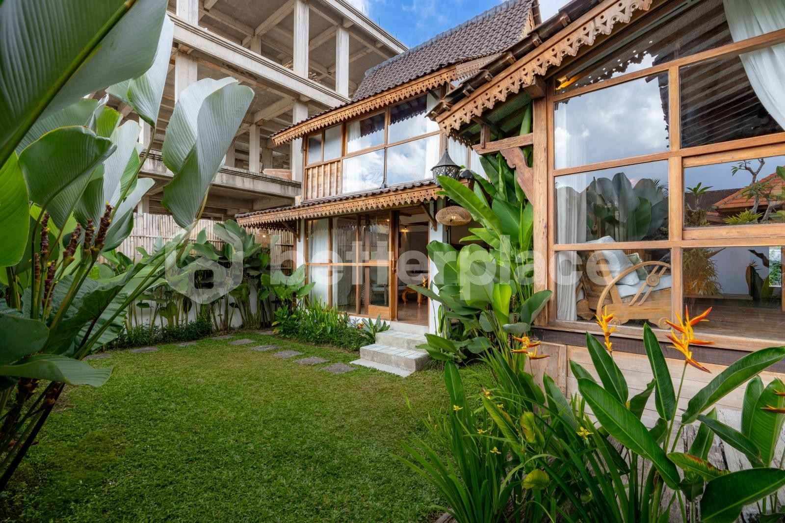 Live in One, Let the Other — Versatile Joglo 3-Bed Villa Offering Private Residence and Boutique Rental Income in a Single Address