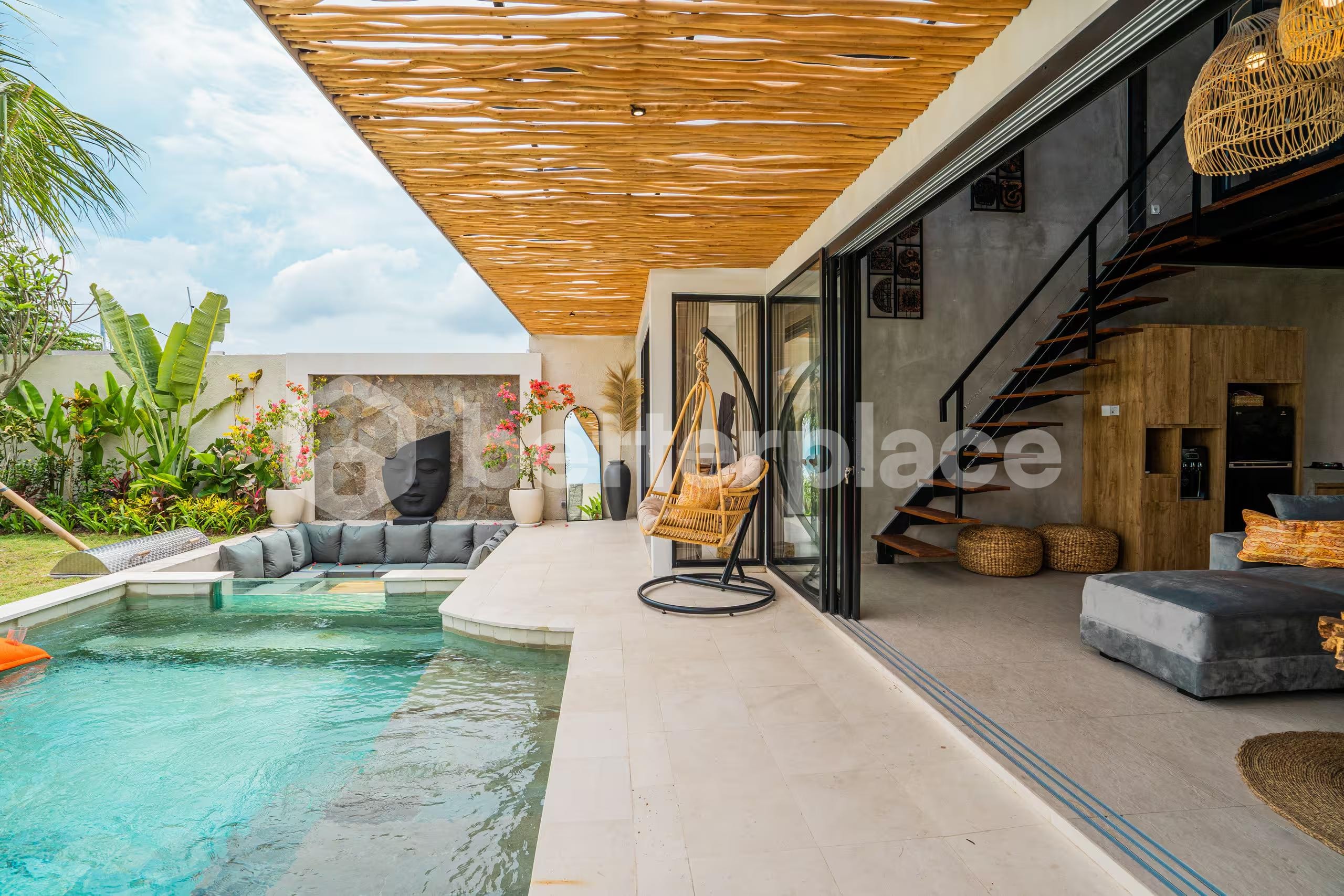 Modern and Spacious 4 Bedroom Villa in Kerobokan Area