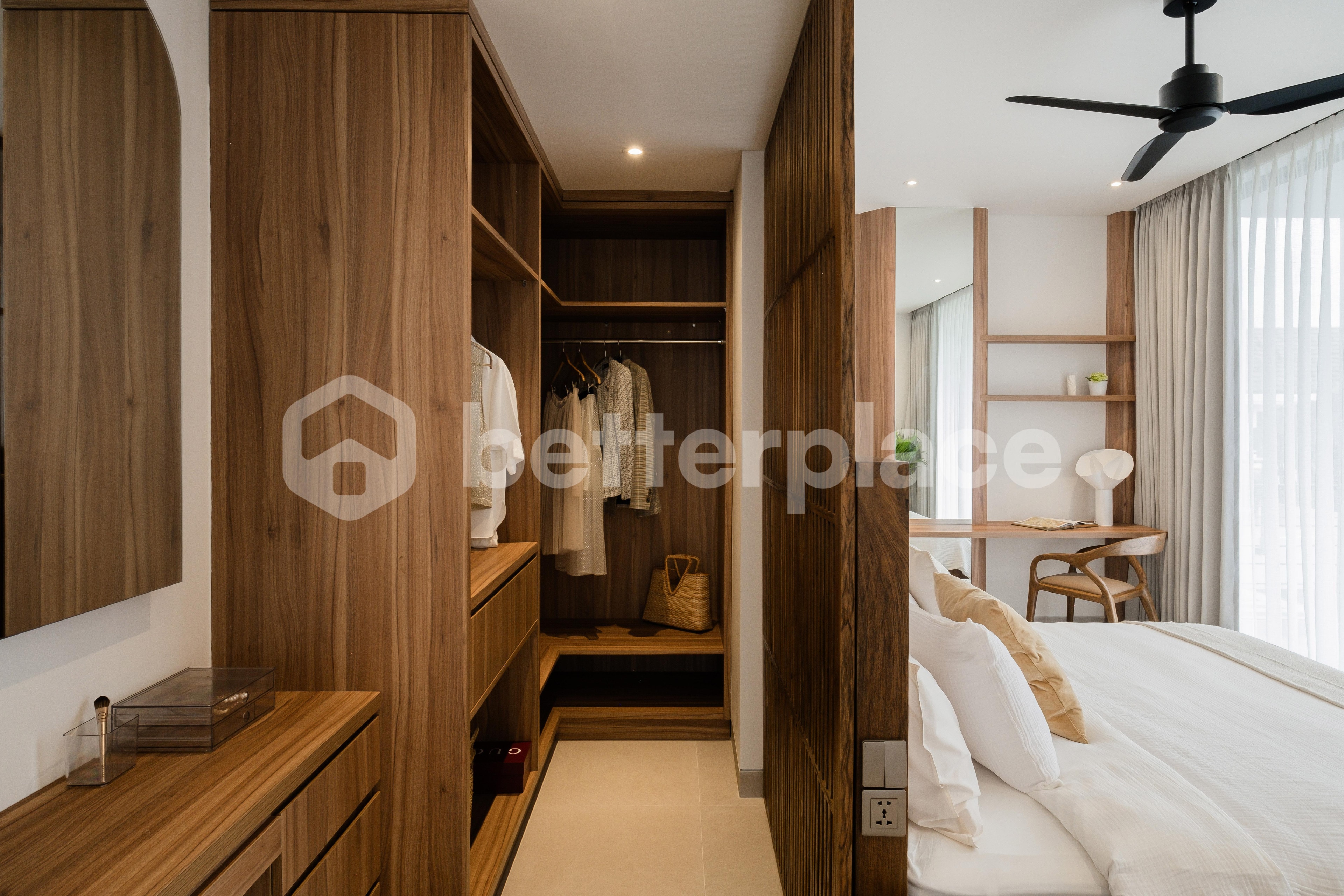 Luxury Oasis: Furnished Villa with Stunning Rice Field Views in Canggu – Berawa
