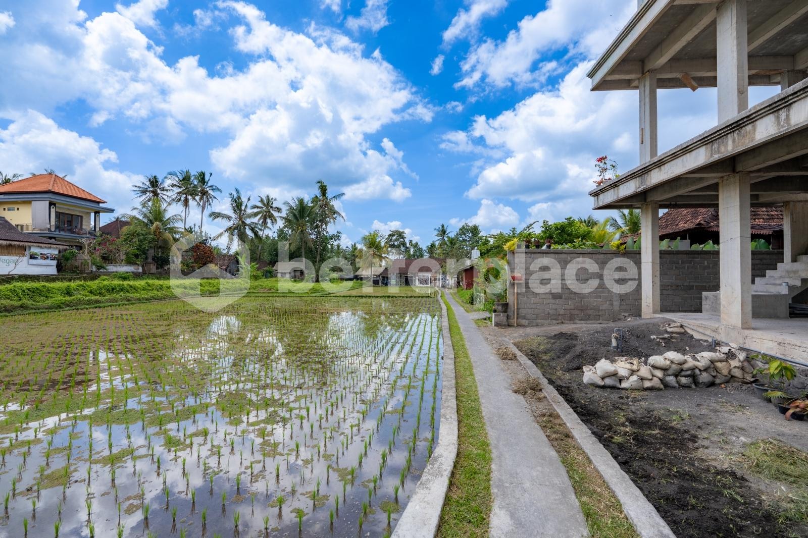 Live in One, Let the Other — Versatile Joglo 3-Bed Villa Offering Private Residence and Boutique Rental Income in a Single Address
