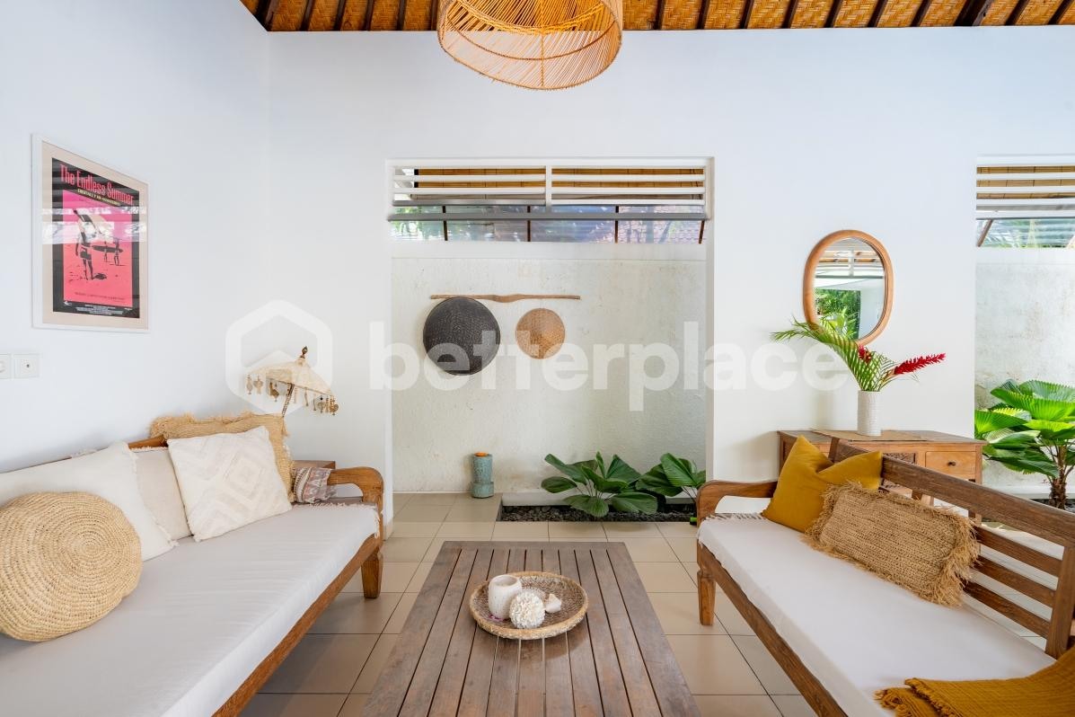 Modern Balinese Villa in Peaceful Canggu – Berawa 4 Bedrooms with Charming Design