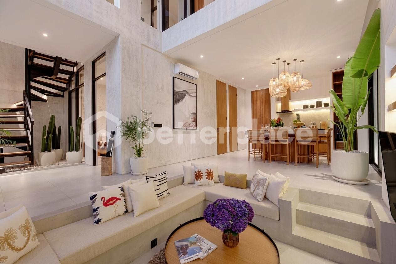 Three-Storey Premium 3-Bed Villa in the Heart of Canggu — Rooftop Pool-Jacuzzi, Open-Air Kitchen and Rice Field Panoramas