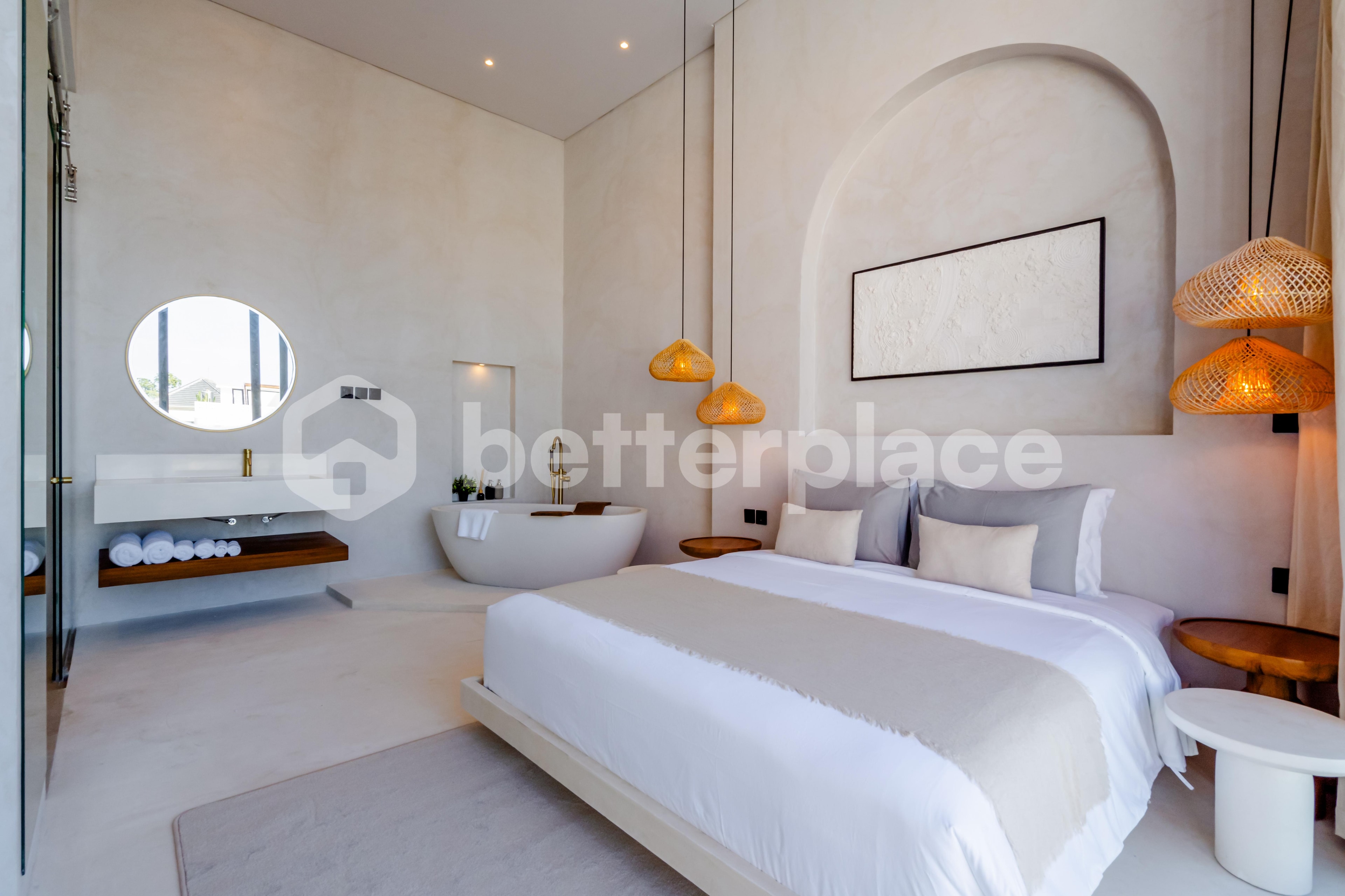 Spacious Bali Villa: Perfect Blend of Comfort and Convenience