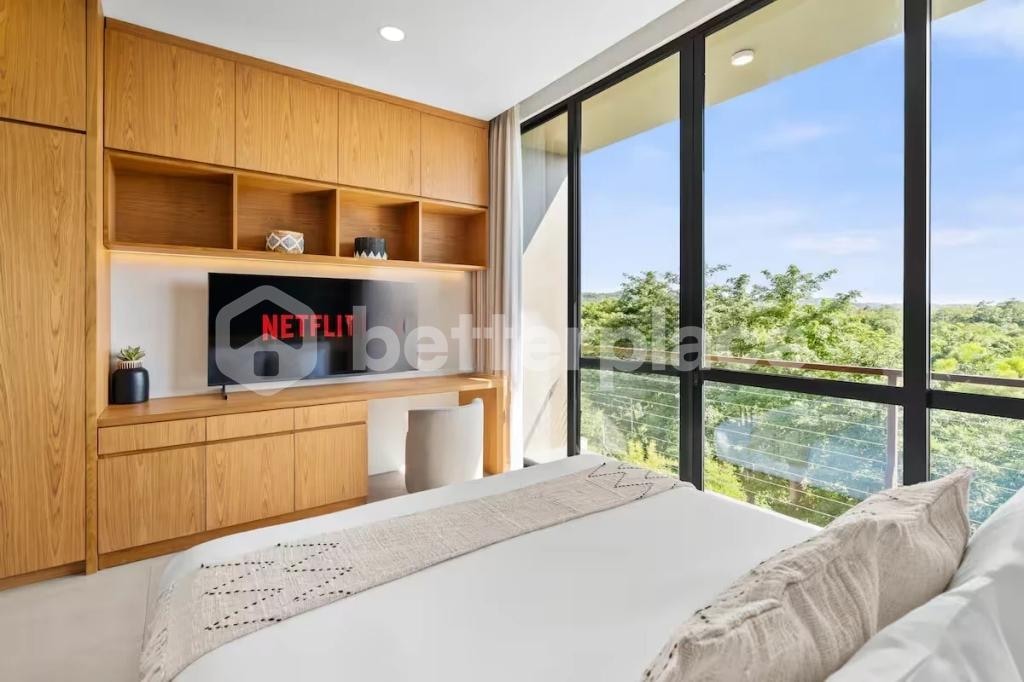 Discover Refined Coastal Living in This Elegant 3-Bedroom Freehold Villa in the Heart of Bukit–Jimbaran