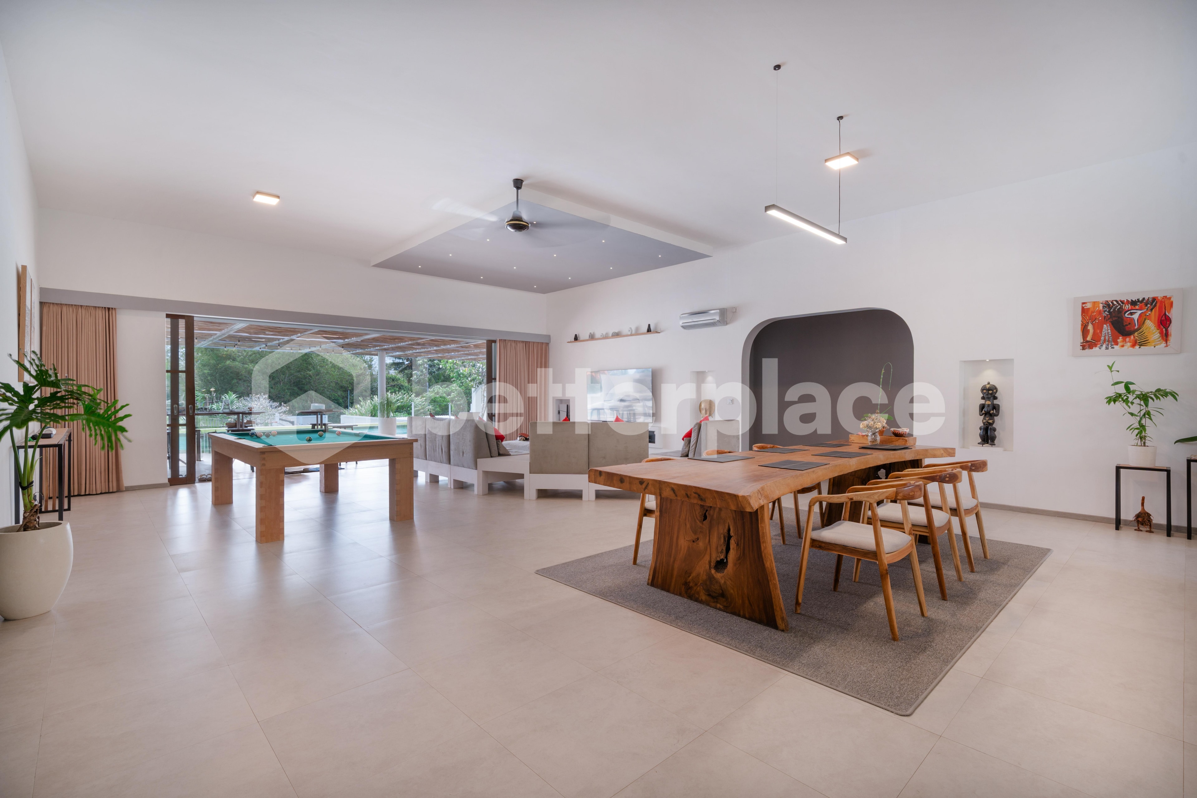 Freehold or Leasehold Villa in Beraban, 10 Minutes From Kedungu Beach