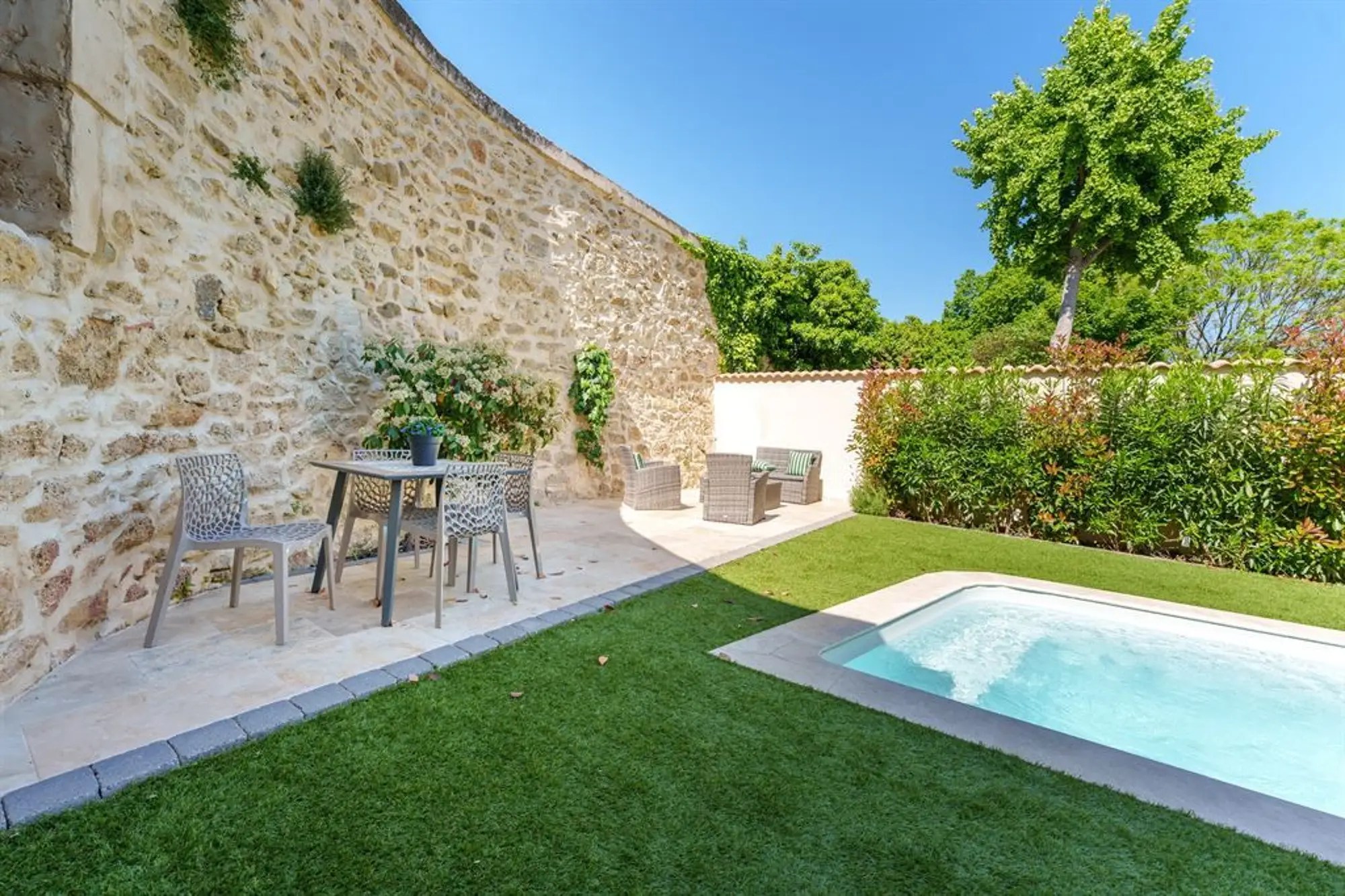 Luxury Barn Renovation with 2 Houses for Sale in Saint-Geniès-de-Fontedit France