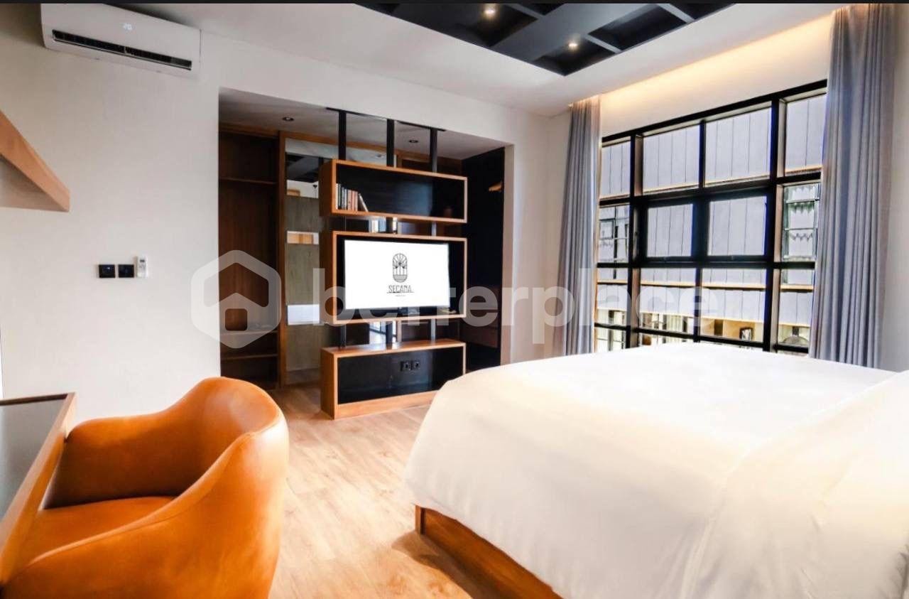 Modern 3 Bedroom Villa in Premium Complex – Steps from the Beach