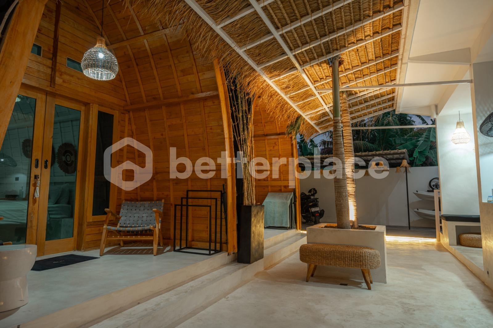 Beachside Tropical Boutique Hotel in Lovina – 6 Bedrooms with Excellent Investment Potential