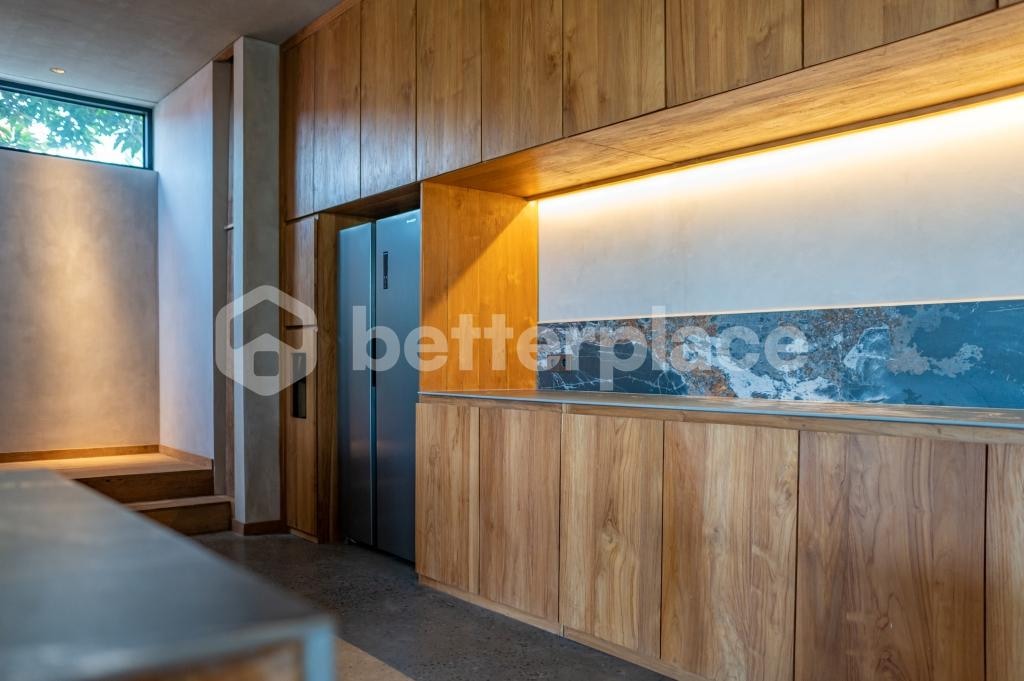 Your Luxury Escape Awaits: Beautifully Designed Leasehold 3-Bed Villa in Canggu – Tiying Tutul