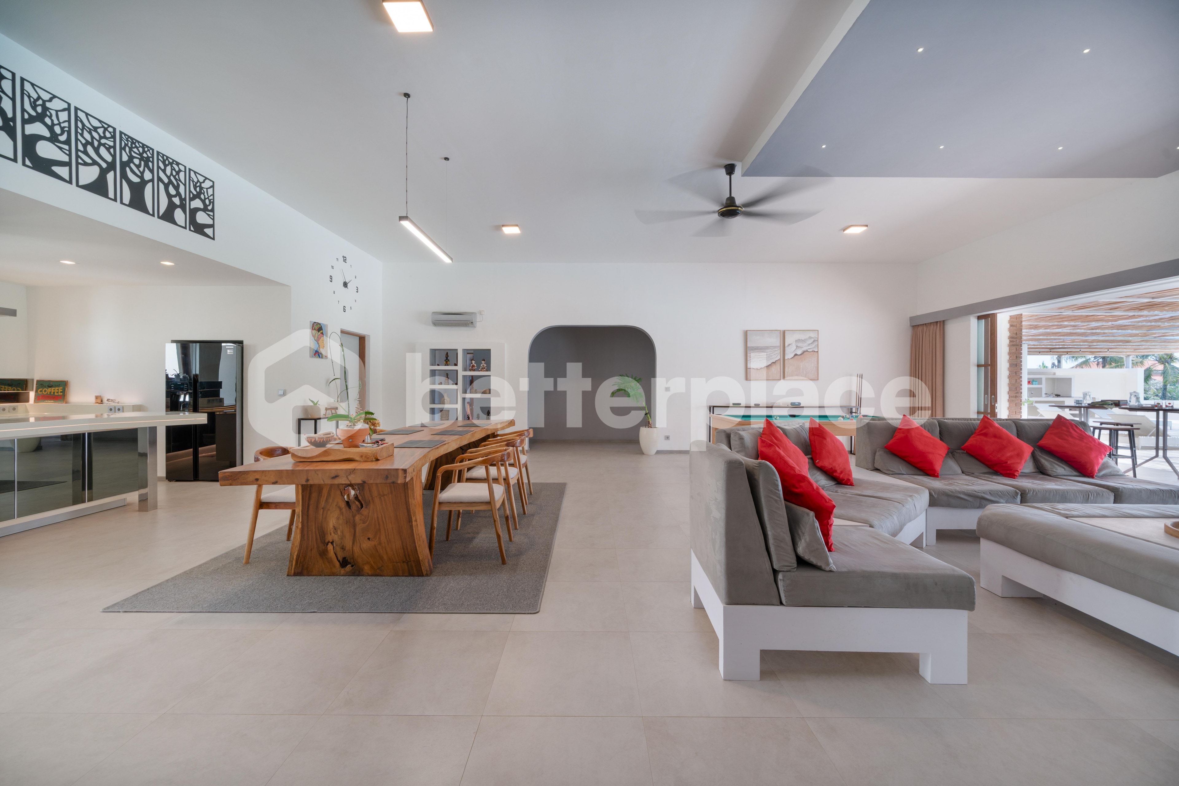 Freehold or Leasehold Villa in Beraban, 10 Minutes From Kedungu Beach