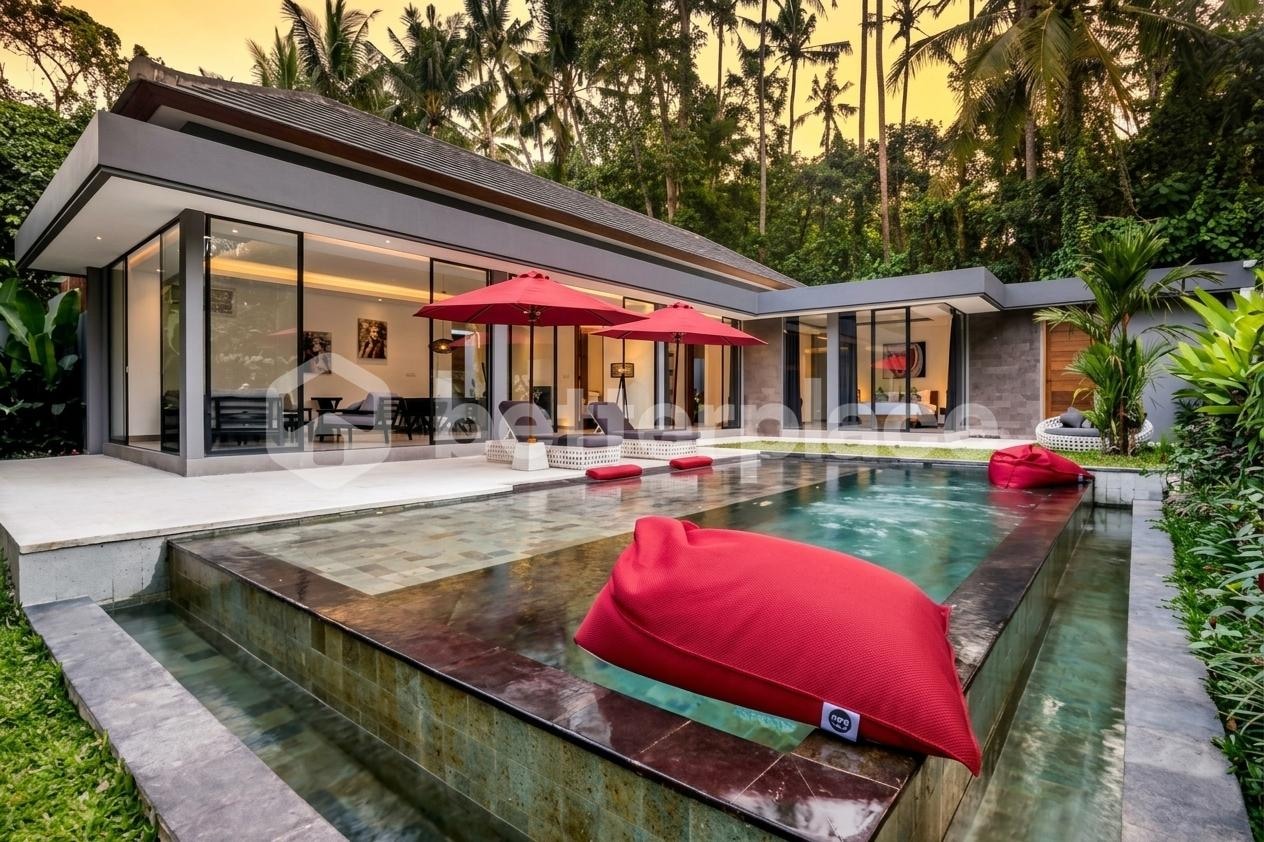 A Rare Blend of Serenity and Convenience: Move-In Ready 2-Bed Villa Steps from Ubud’s Finest Dining and Wellness