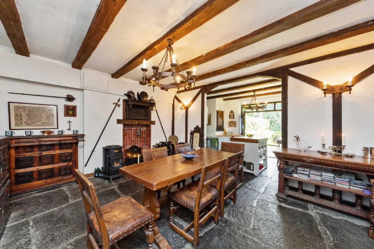Stunning 4 Bed Tower House For Sale in Glanmore Castle, Glanmore, Ashford Wicklow Ireland