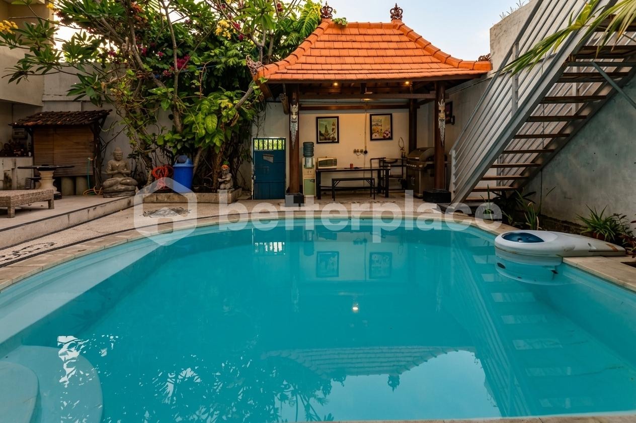 Live Upstairs, Earn Downstairs: Exclusive Property with Turnkey Rental Units and Solar-Powered Infrastructure