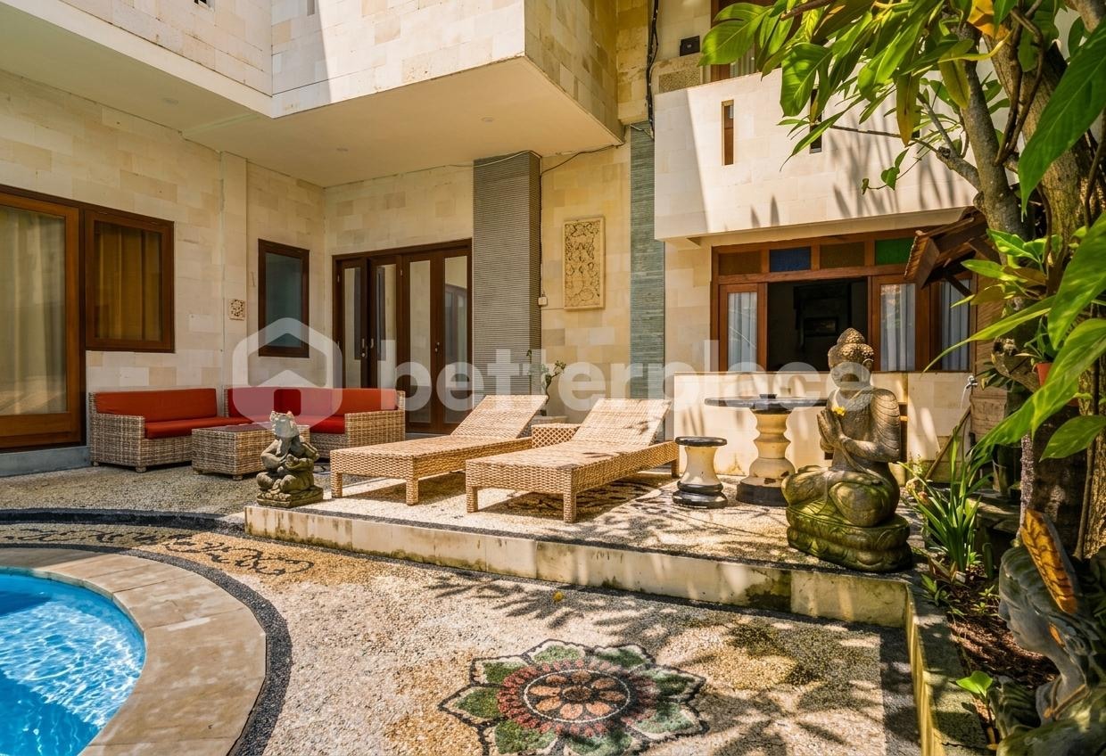 Live Upstairs, Earn Downstairs: Exclusive Property with Turnkey Rental Units and Solar-Powered Infrastructure