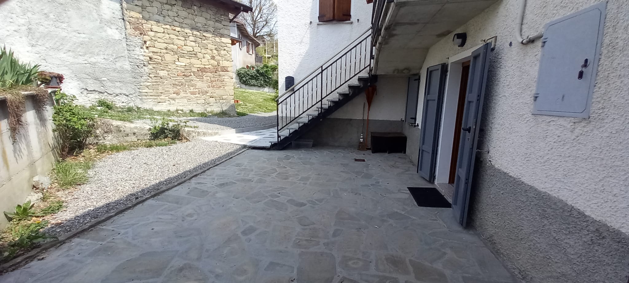 Estate with 2 Houses for Sale In Roncaciso Reggio Emilia Italy