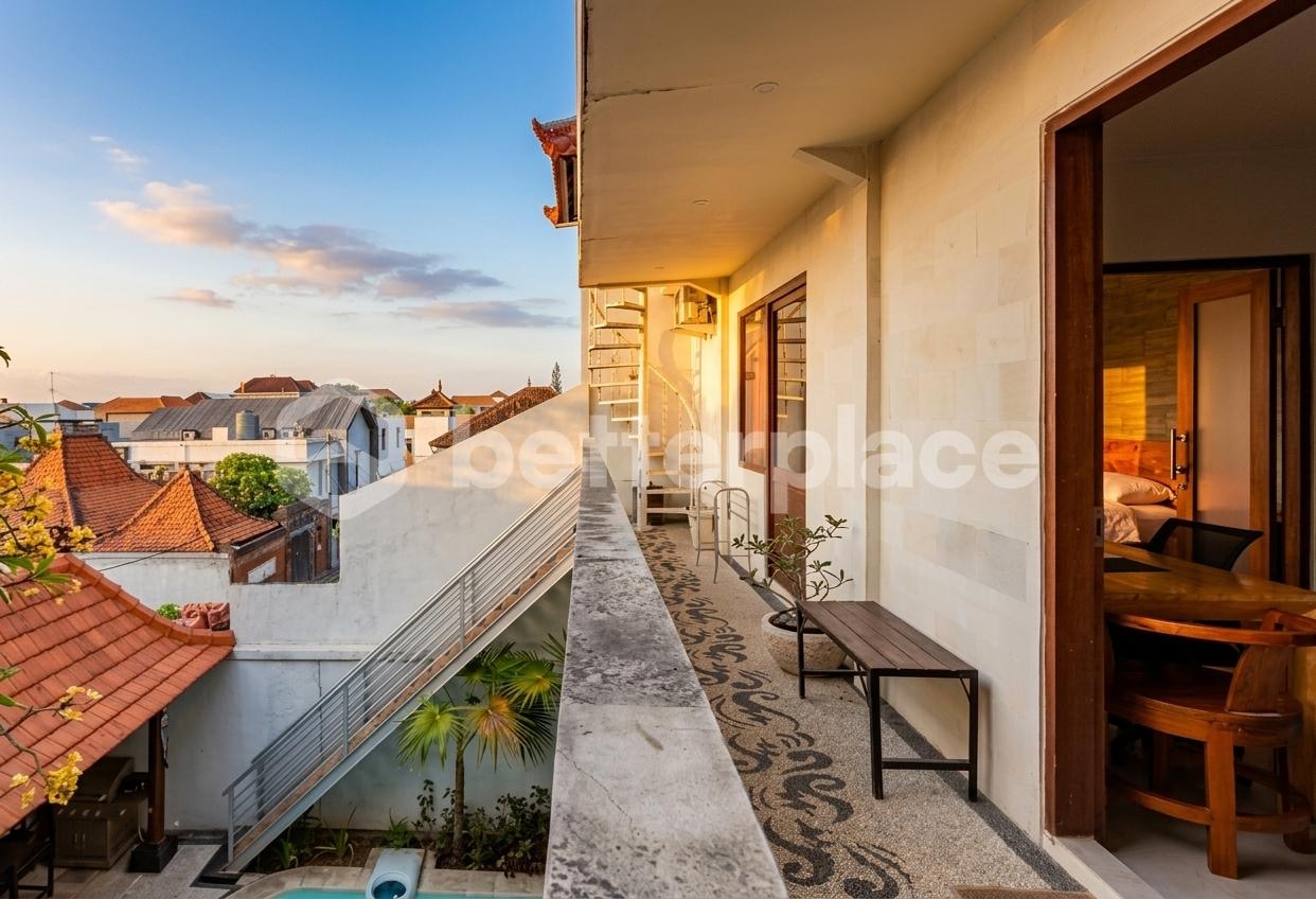 Live Upstairs, Earn Downstairs: Exclusive Property with Turnkey Rental Units and Solar-Powered Infrastructure