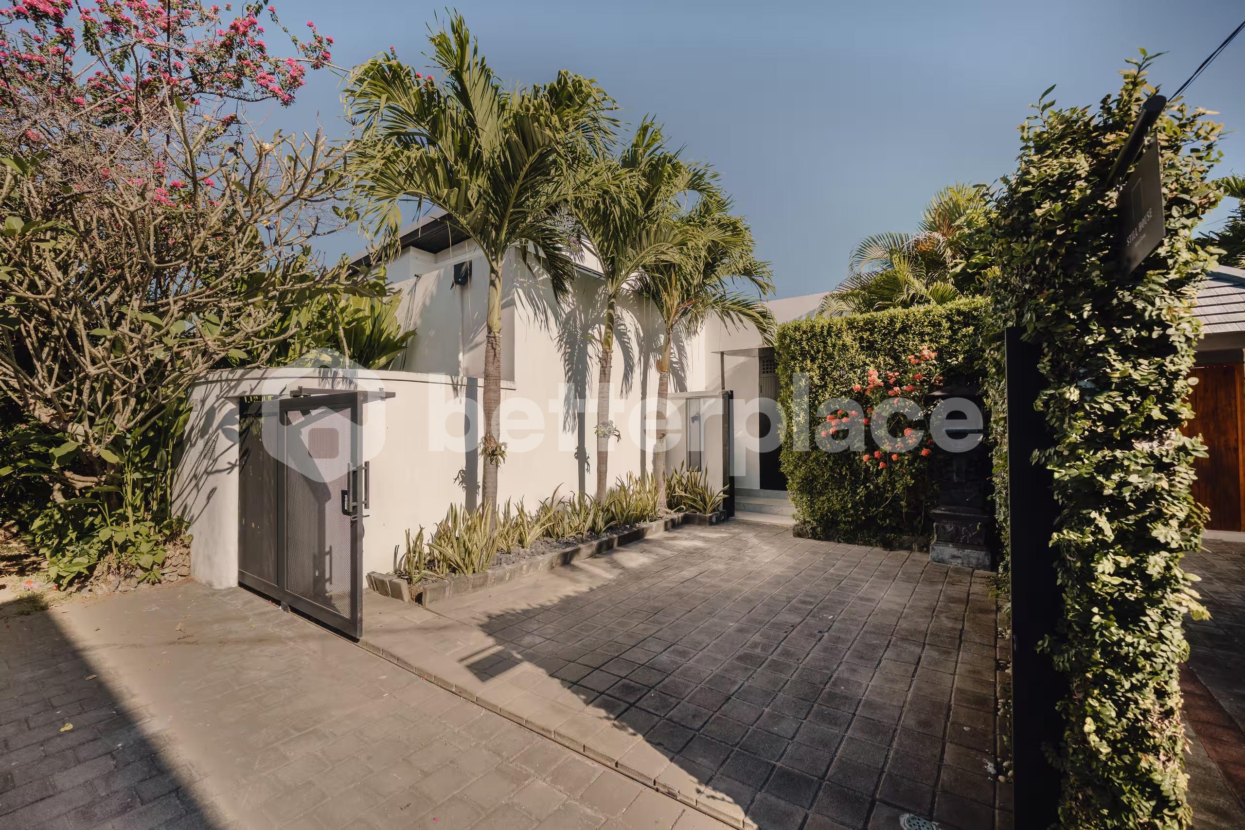 Contemporary 3 Bedroom Leasehold Villa in Bingin, 3 Minutes from the Beach