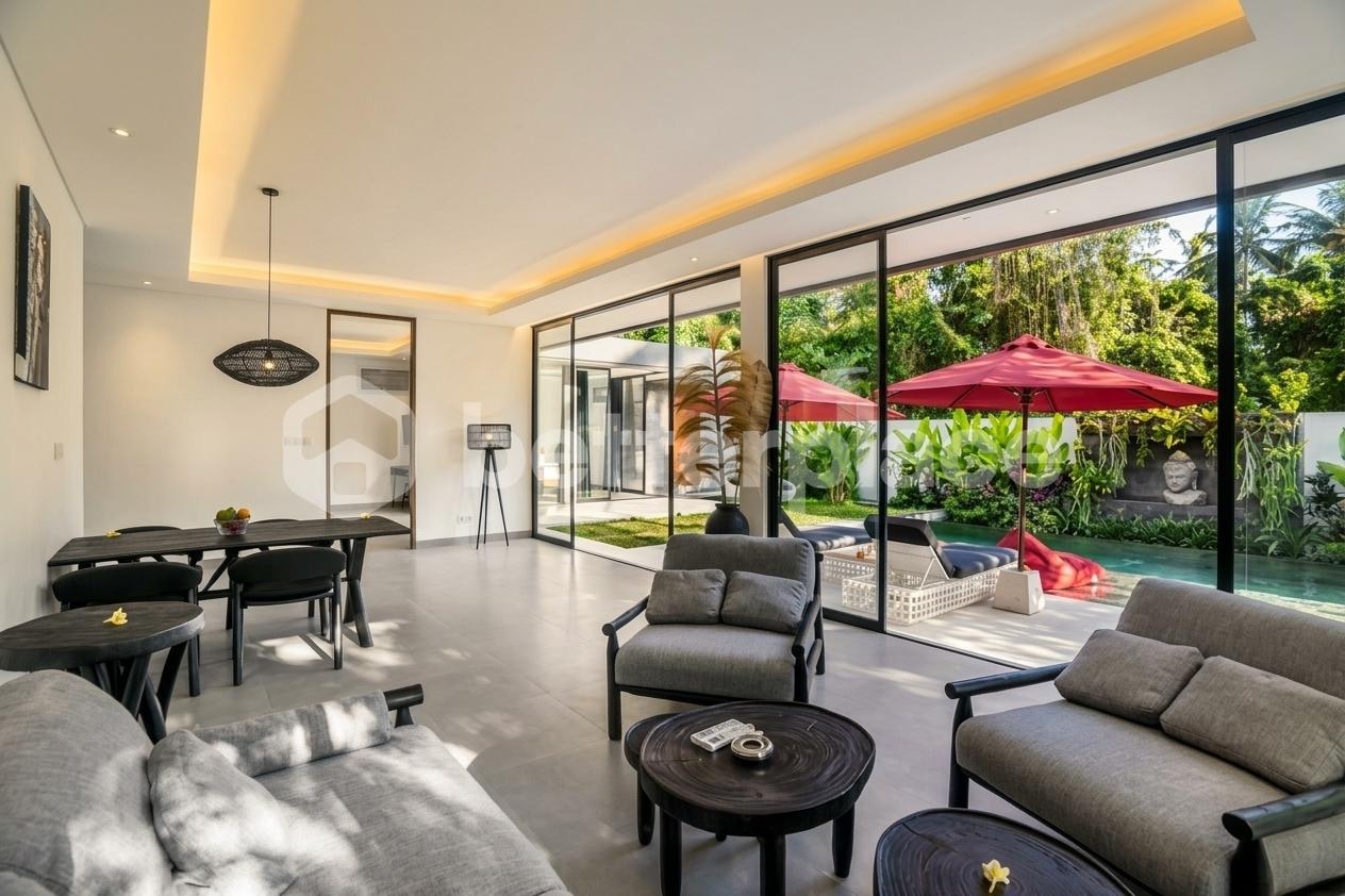 A Rare Blend of Serenity and Convenience: Move-In Ready 2-Bed Villa Steps from Ubud’s Finest Dining and Wellness